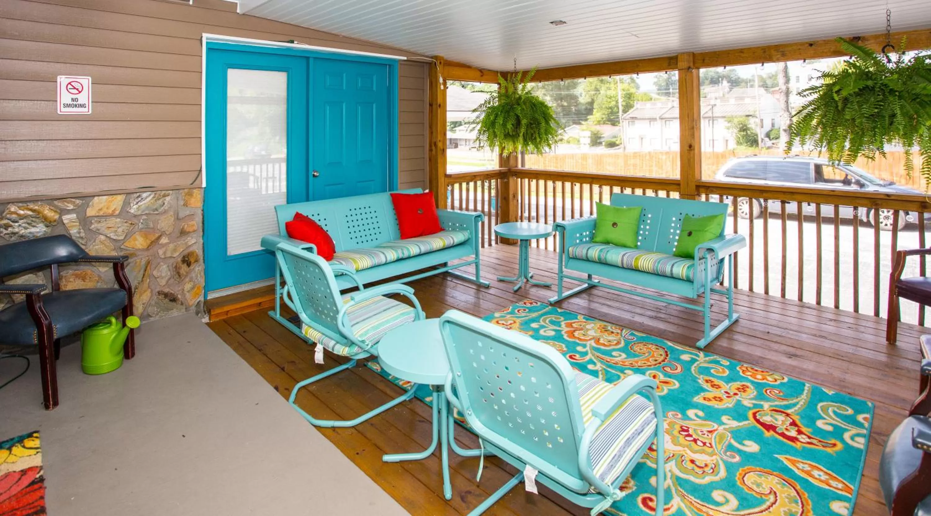 Patio in Sunset Motel