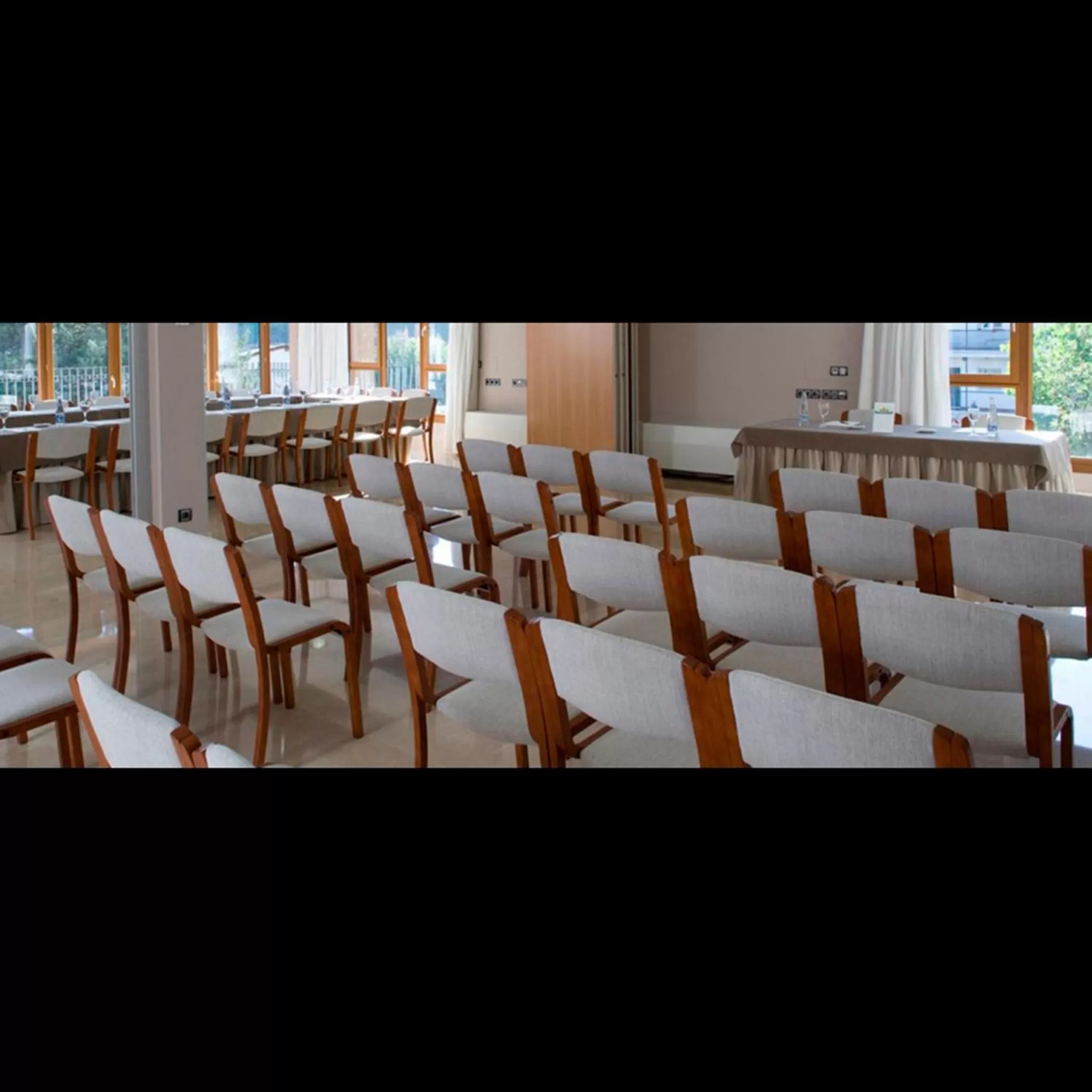 Business facilities in Parador de Puebla de Sanabria