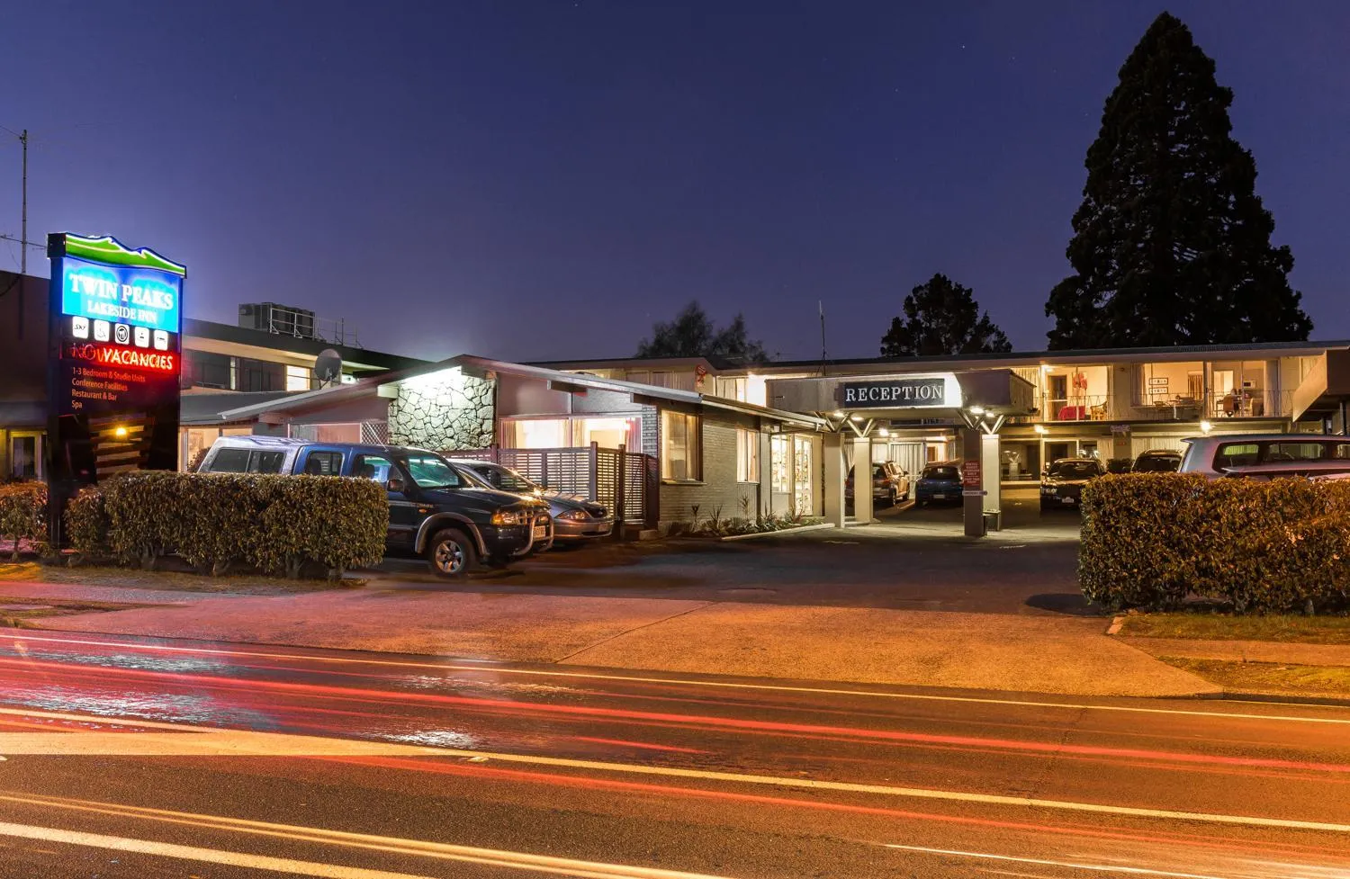Facade/entrance in Twin Peaks Lakeside Inn