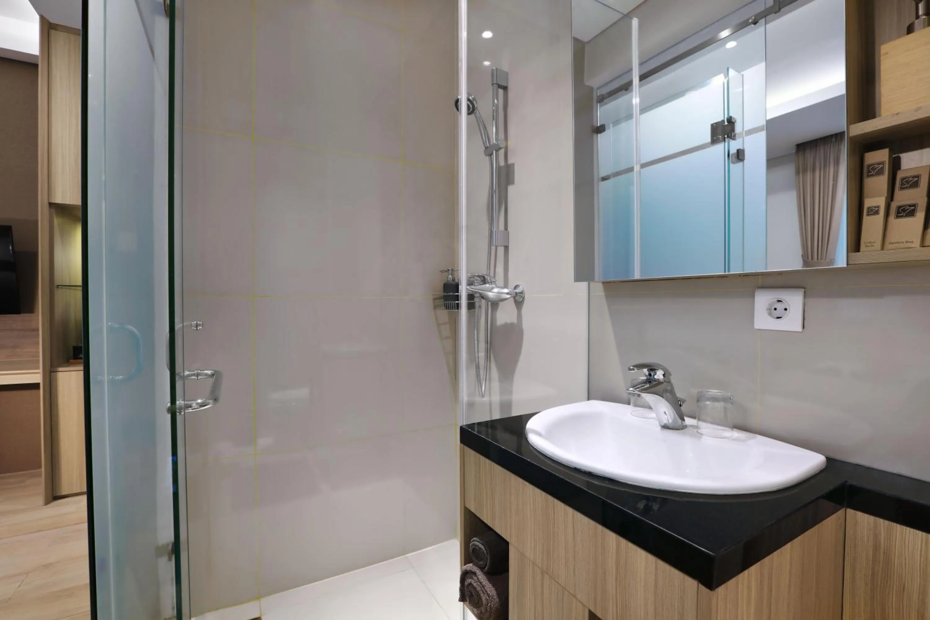 Shower in S7 SUITES GANDARIA