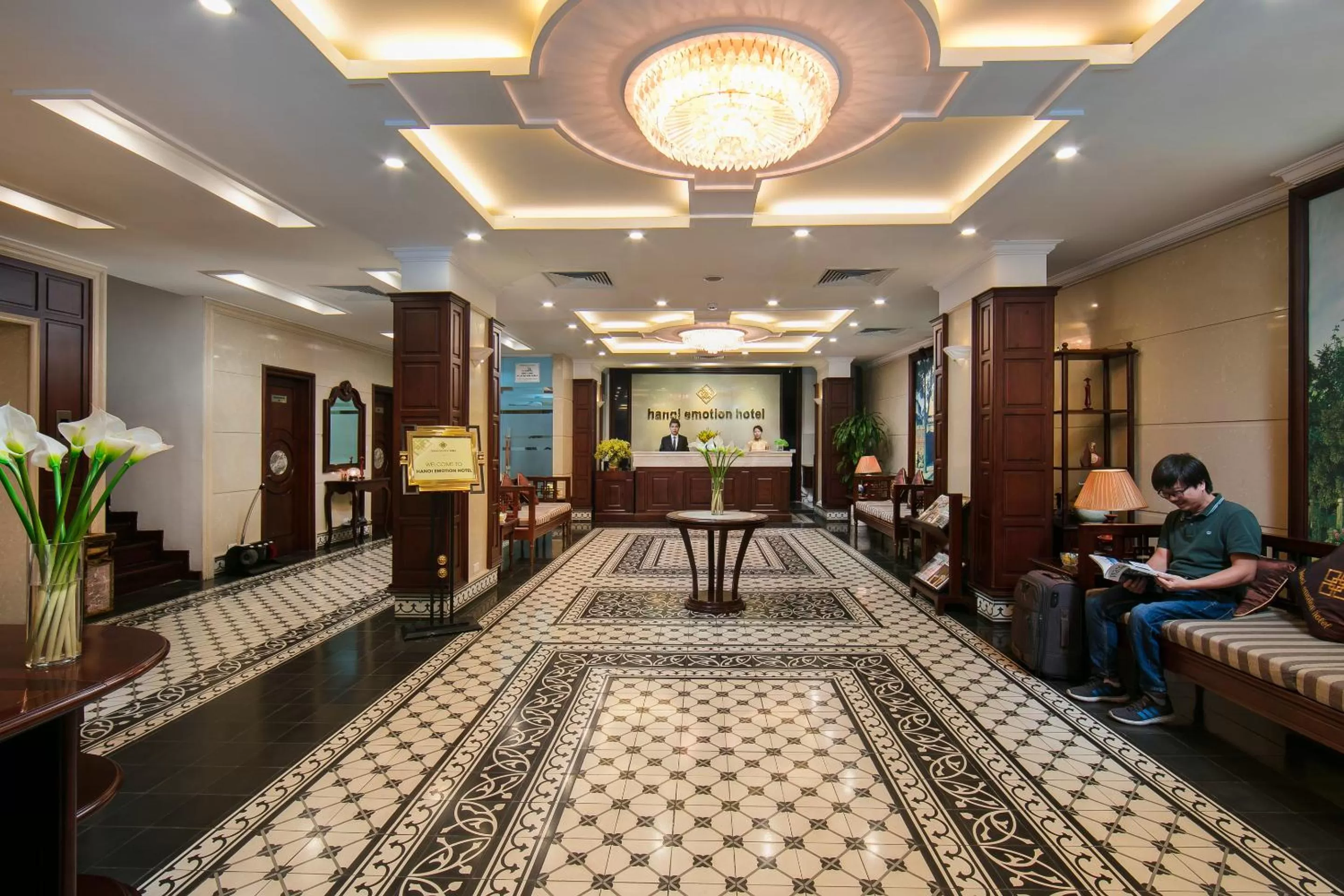 Property building in Hanoi Emotion Hotel