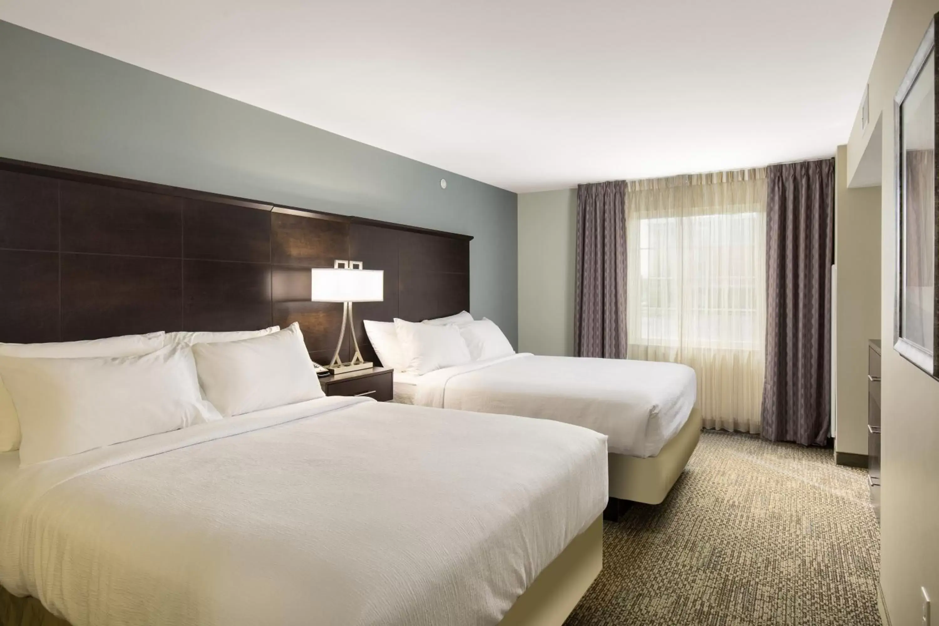 One-Bedroom Queen Suite - Hearing Accessible - Non-Smoking in Staybridge Suites - Columbus Polaris by IHG One-Bedroom Queen Suite - Hearing Accessible - Non-Smoking in Staybridge Suites - Columbus Polaris by IHG