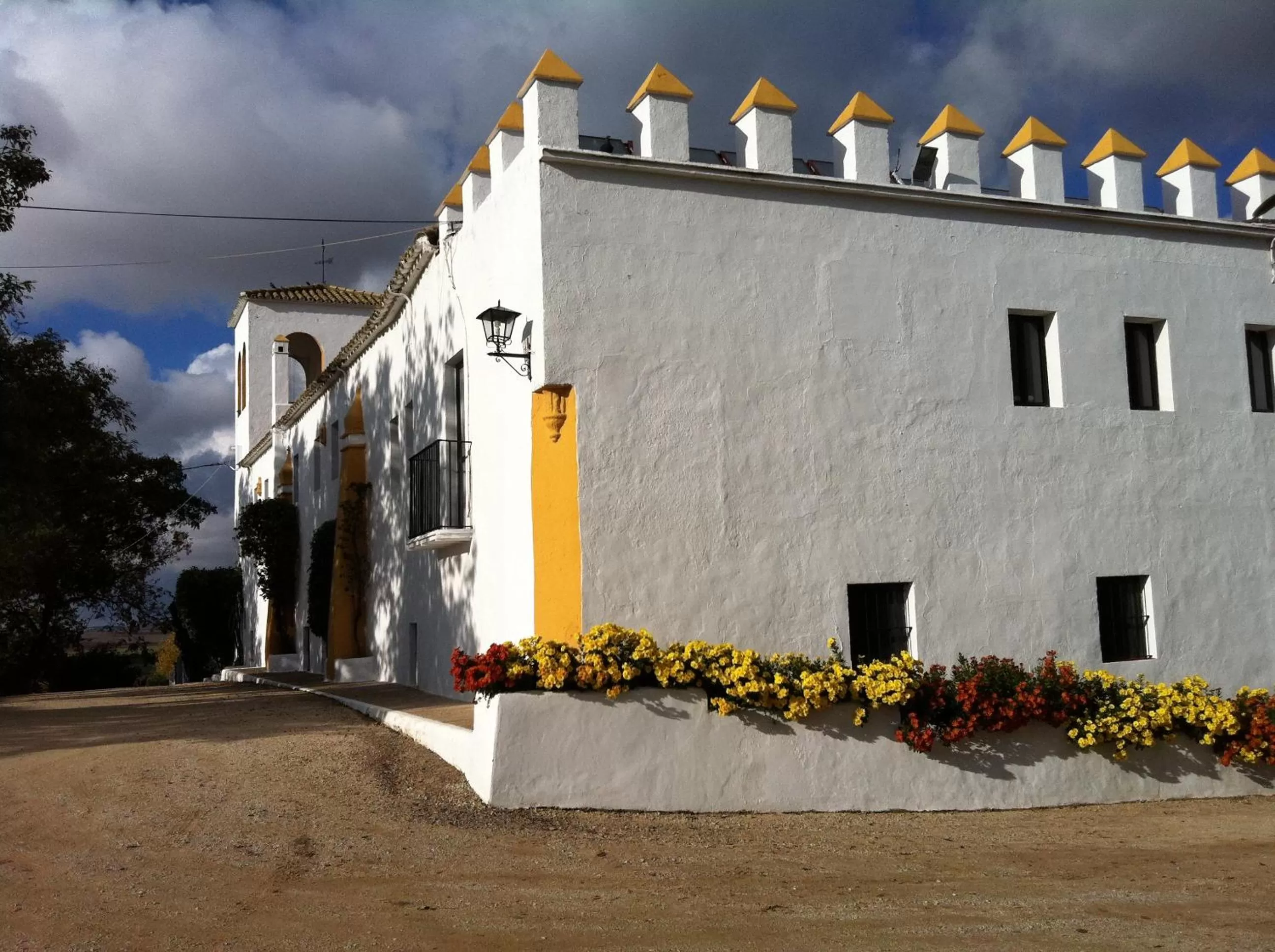 Facade/entrance in Hacienda El Santiscal