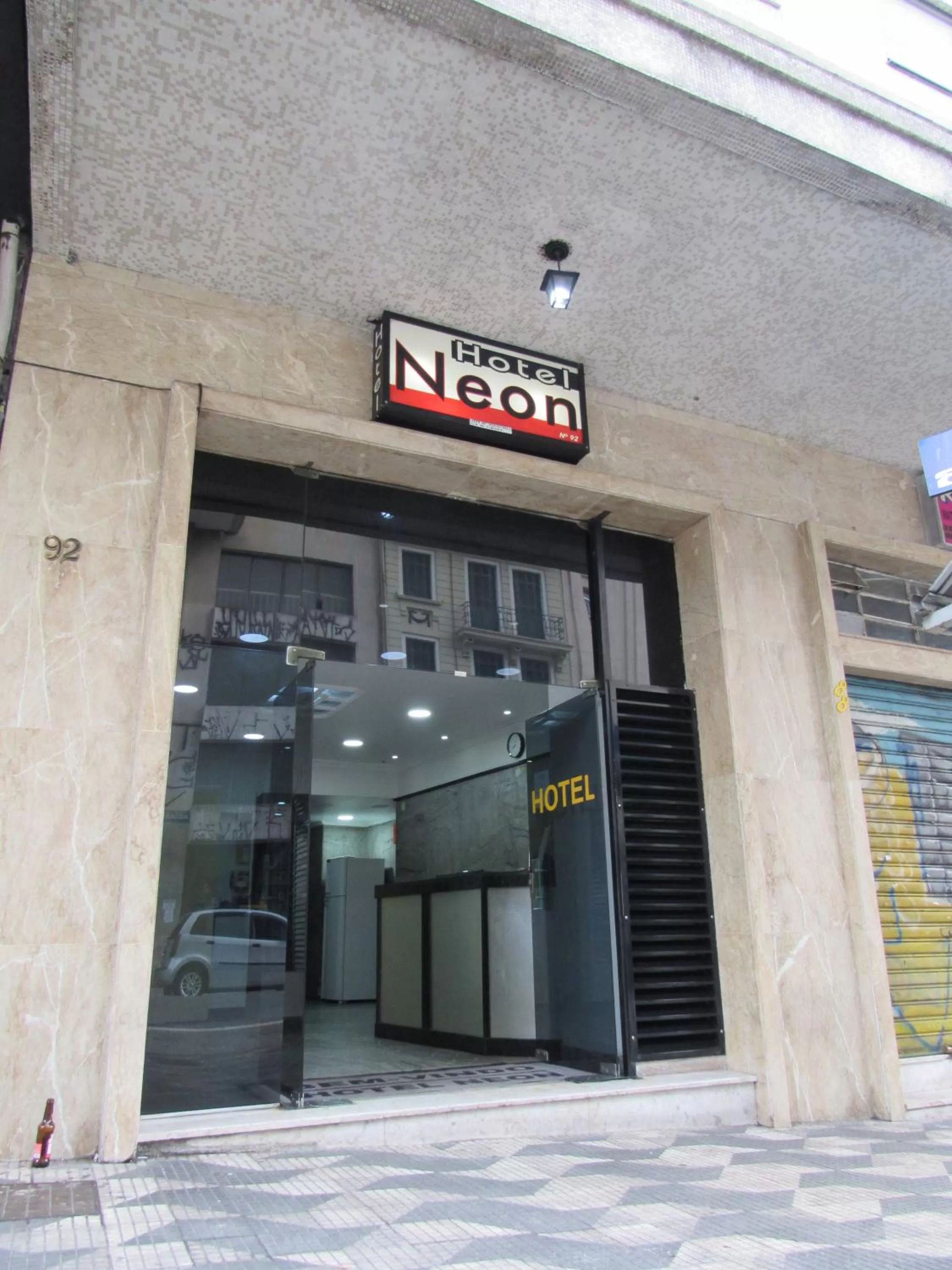 Hotel Neon - próximo a 25 de março, Bom Retiro e Brás, á 2min do mirante Sampa SKY e pista de skate Anhangabaú