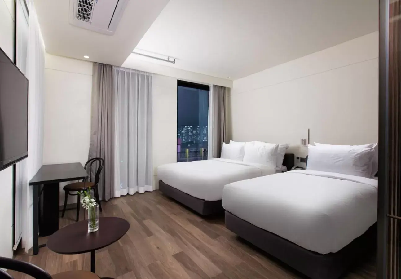 Family Twin Room in Park Marine Hotel Family Twin Room in Park Marine Hotel