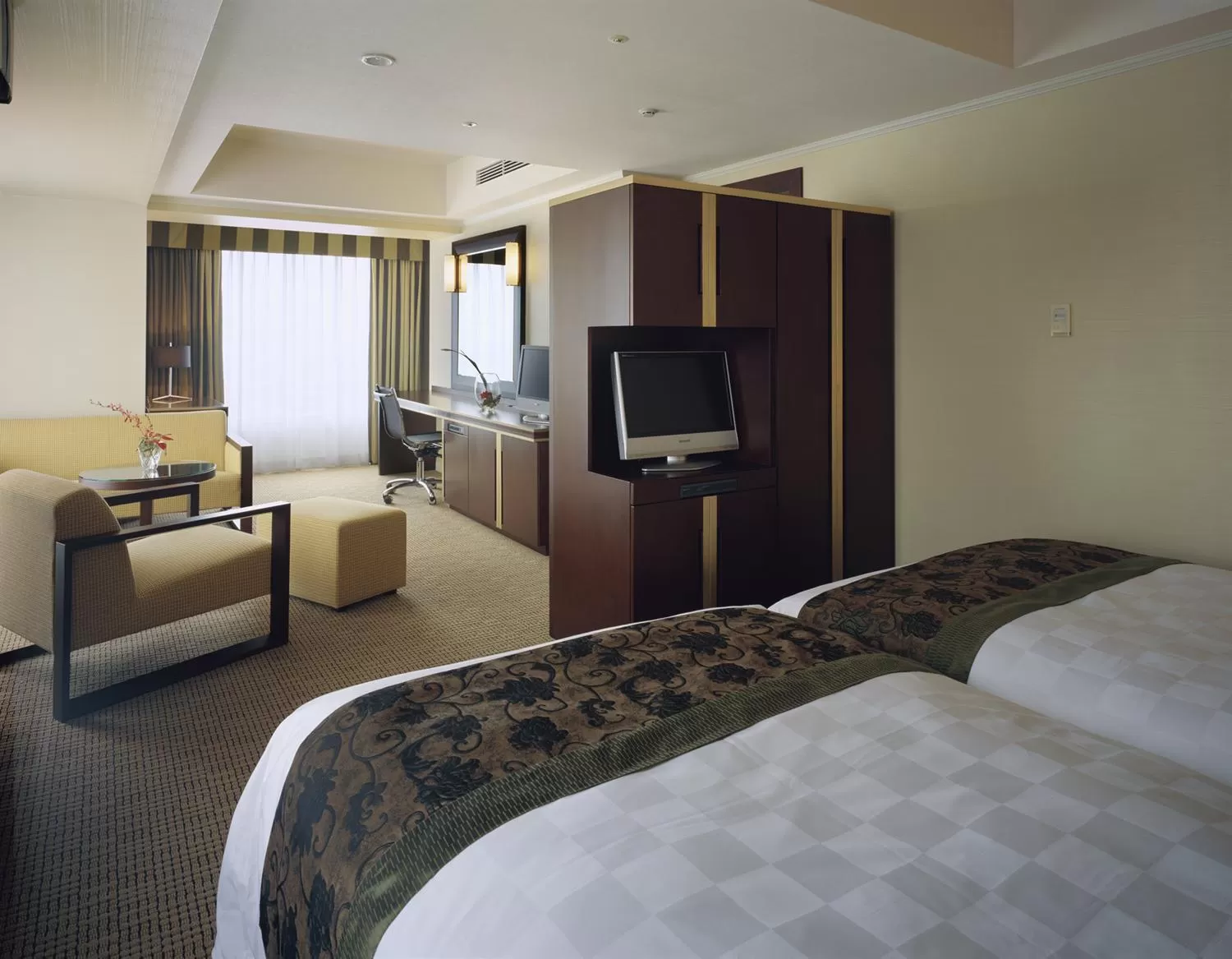 Photo of the whole room, Bed in Hotel Okura Kyoto