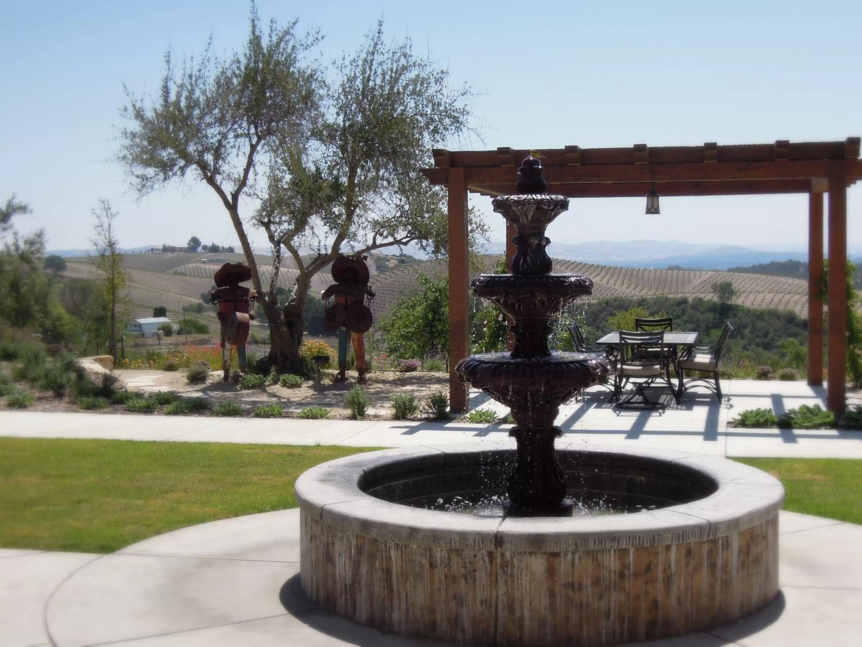 Patio in Croad Vineyards - The Inn