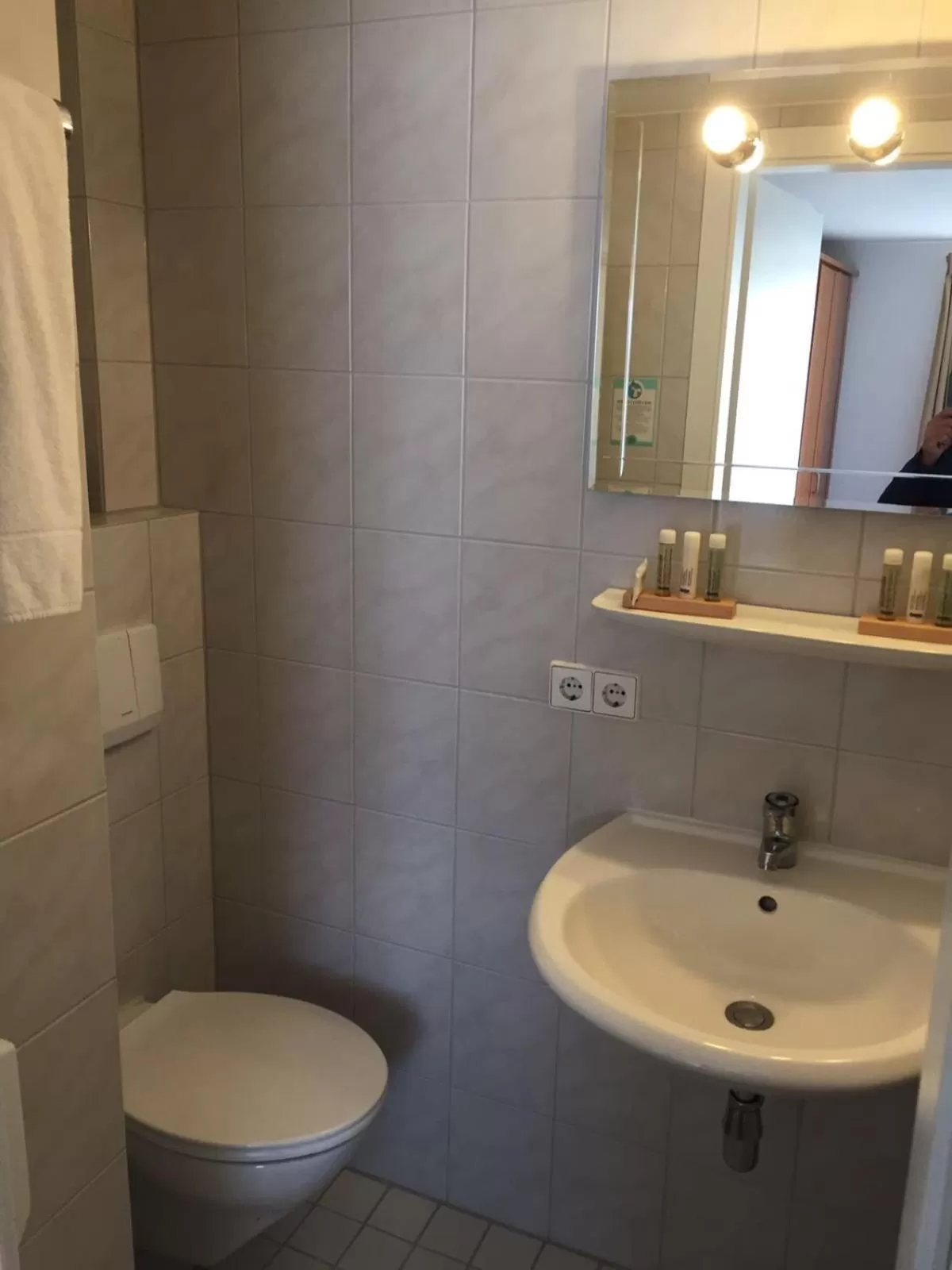 Bathroom in Hotel Strandcafé Dischinger