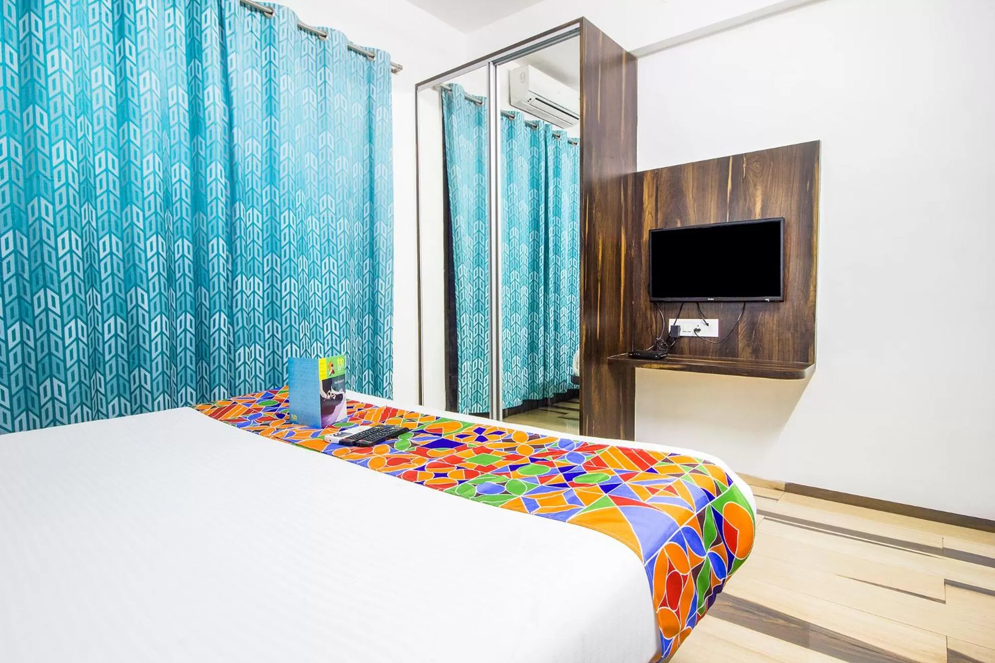 Bedroom, Bed in FabHotel Pruthamesh Pride