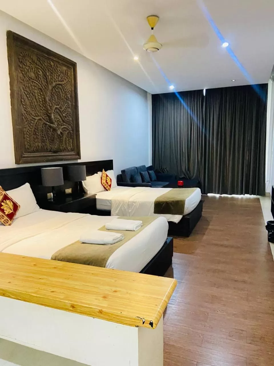 Blue Crystal boutique Hotel