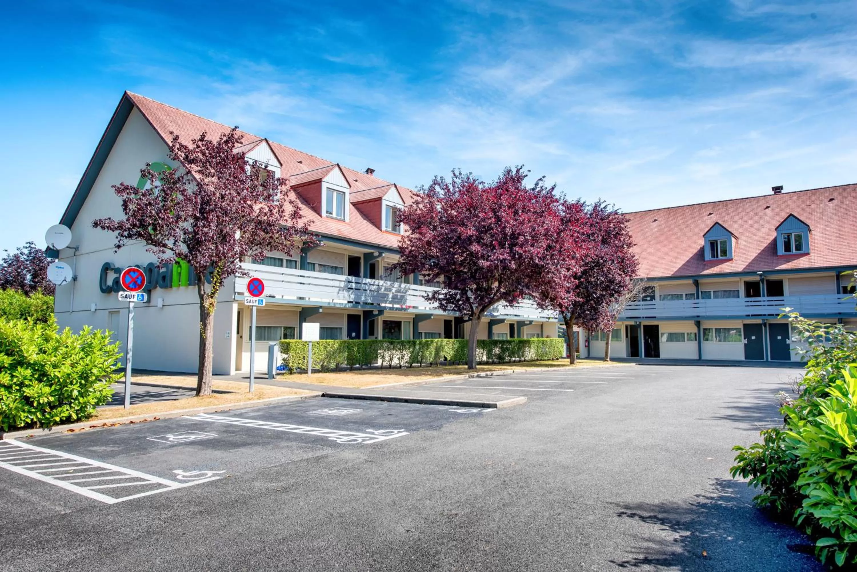 Property building in Campanile Deauville Saint-Arnoult