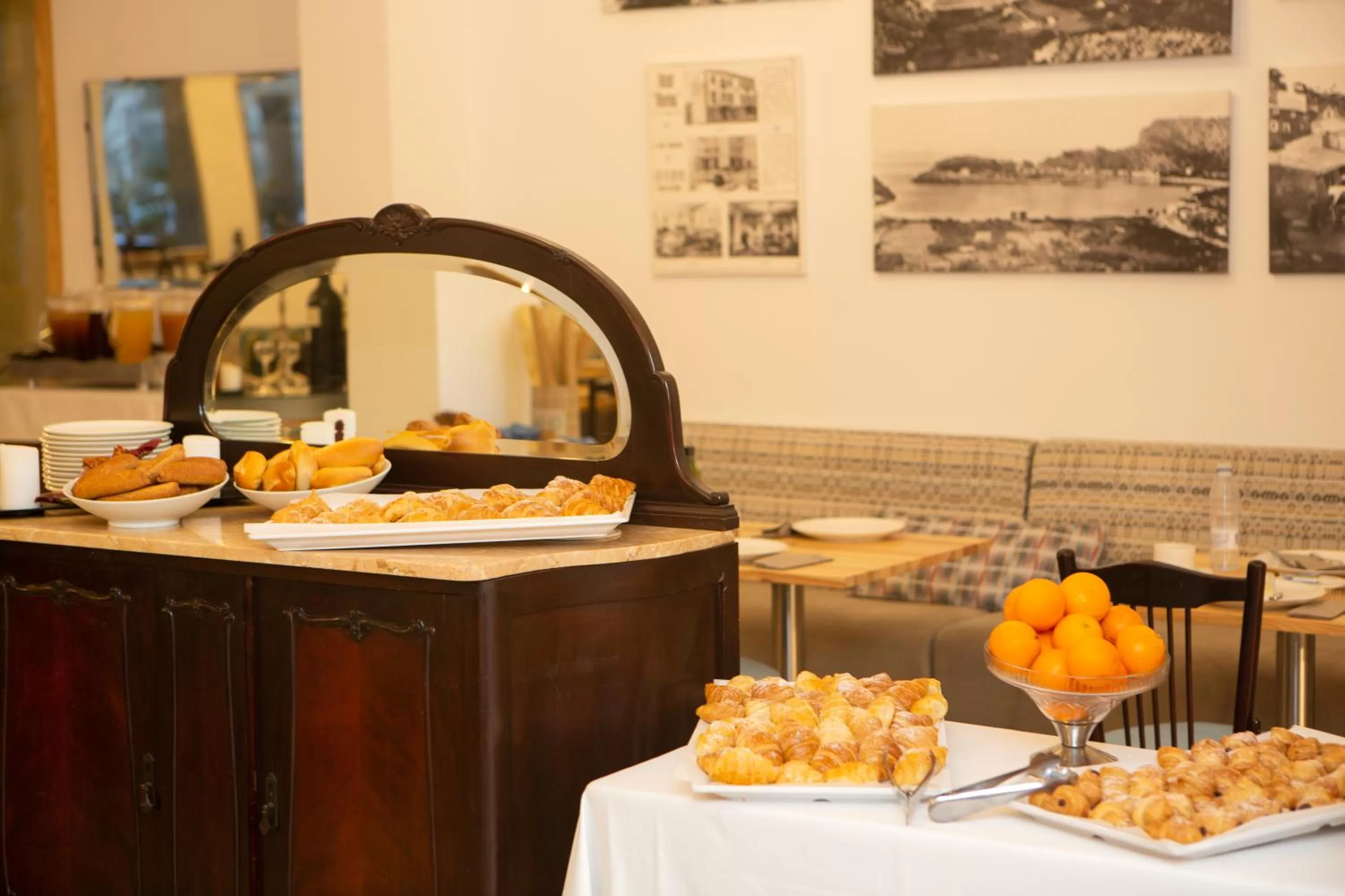 Breakfast in Hotel Marina