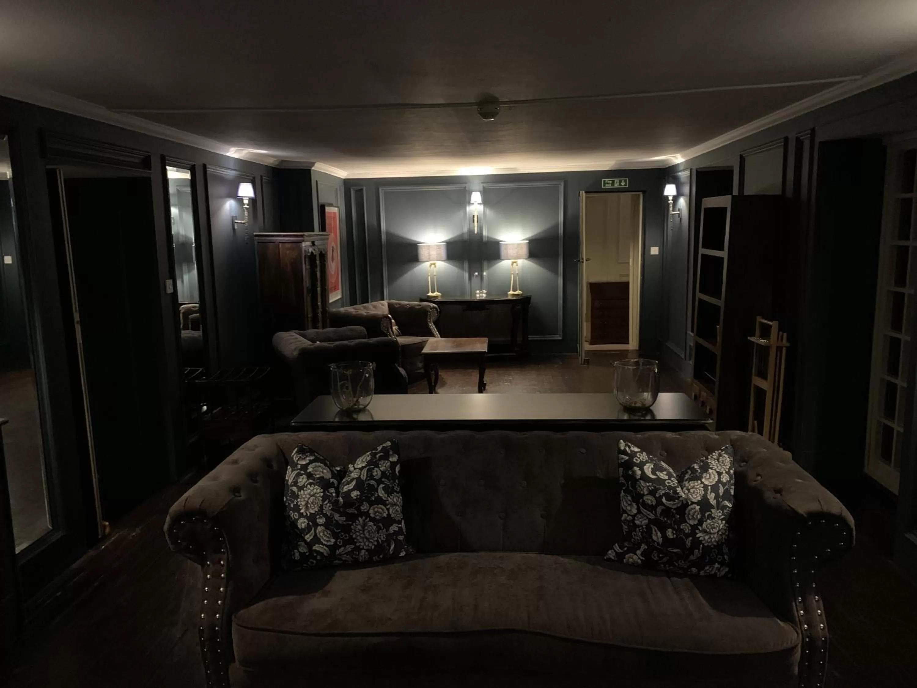 Library in Boscundle Manor