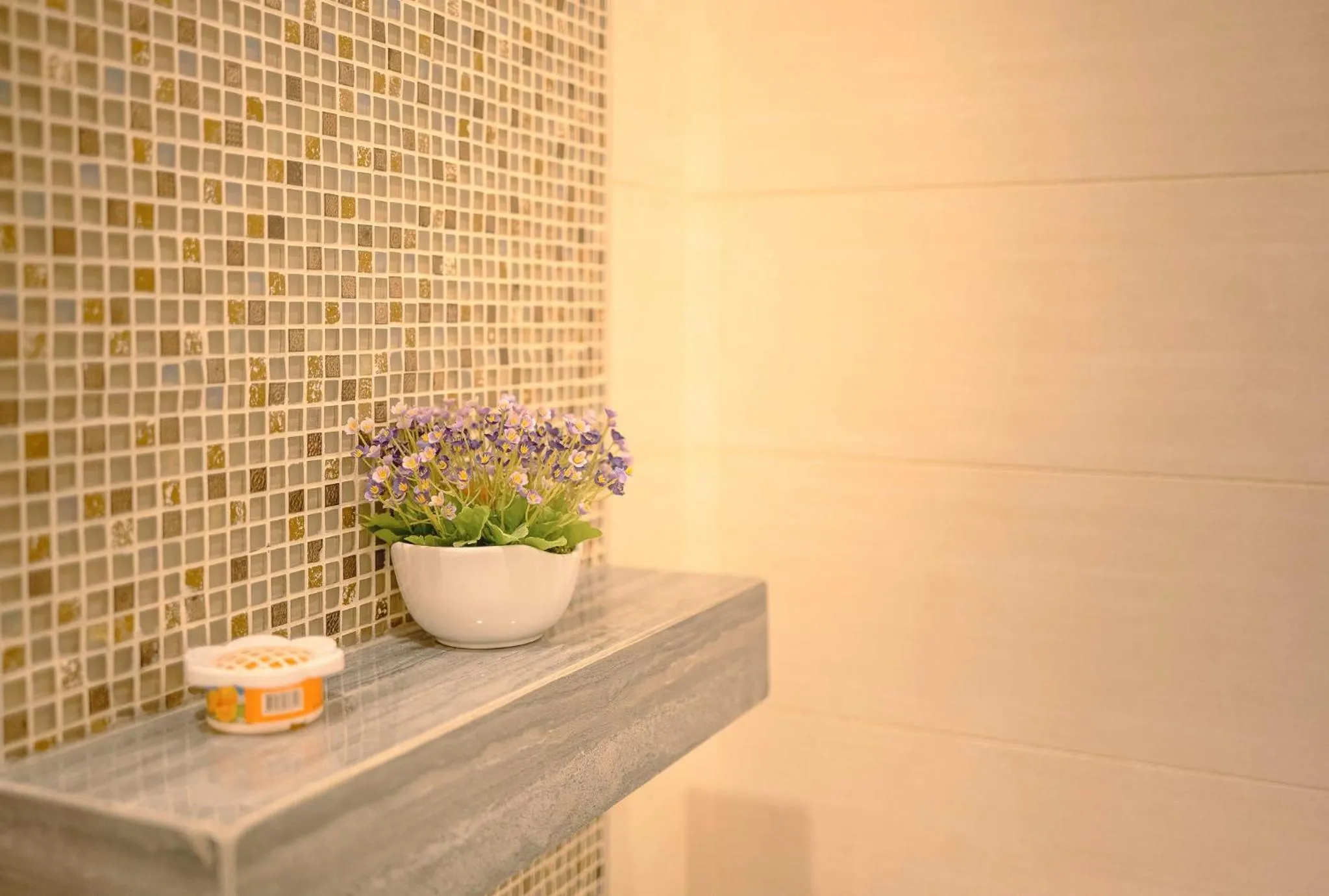 Bathroom in AU Place Hotel