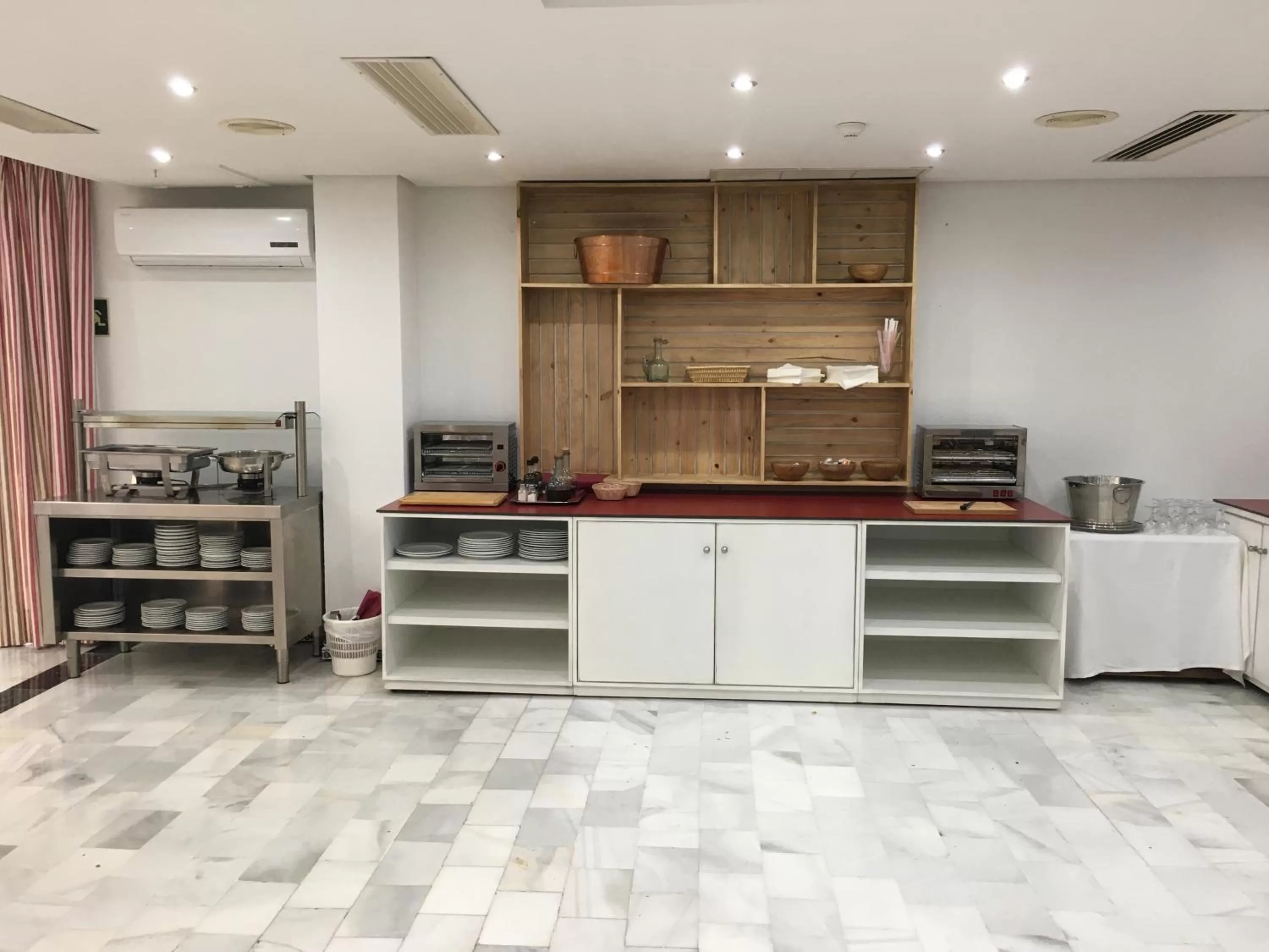 Buffet breakfast in Hotel San Pablo Sevilla