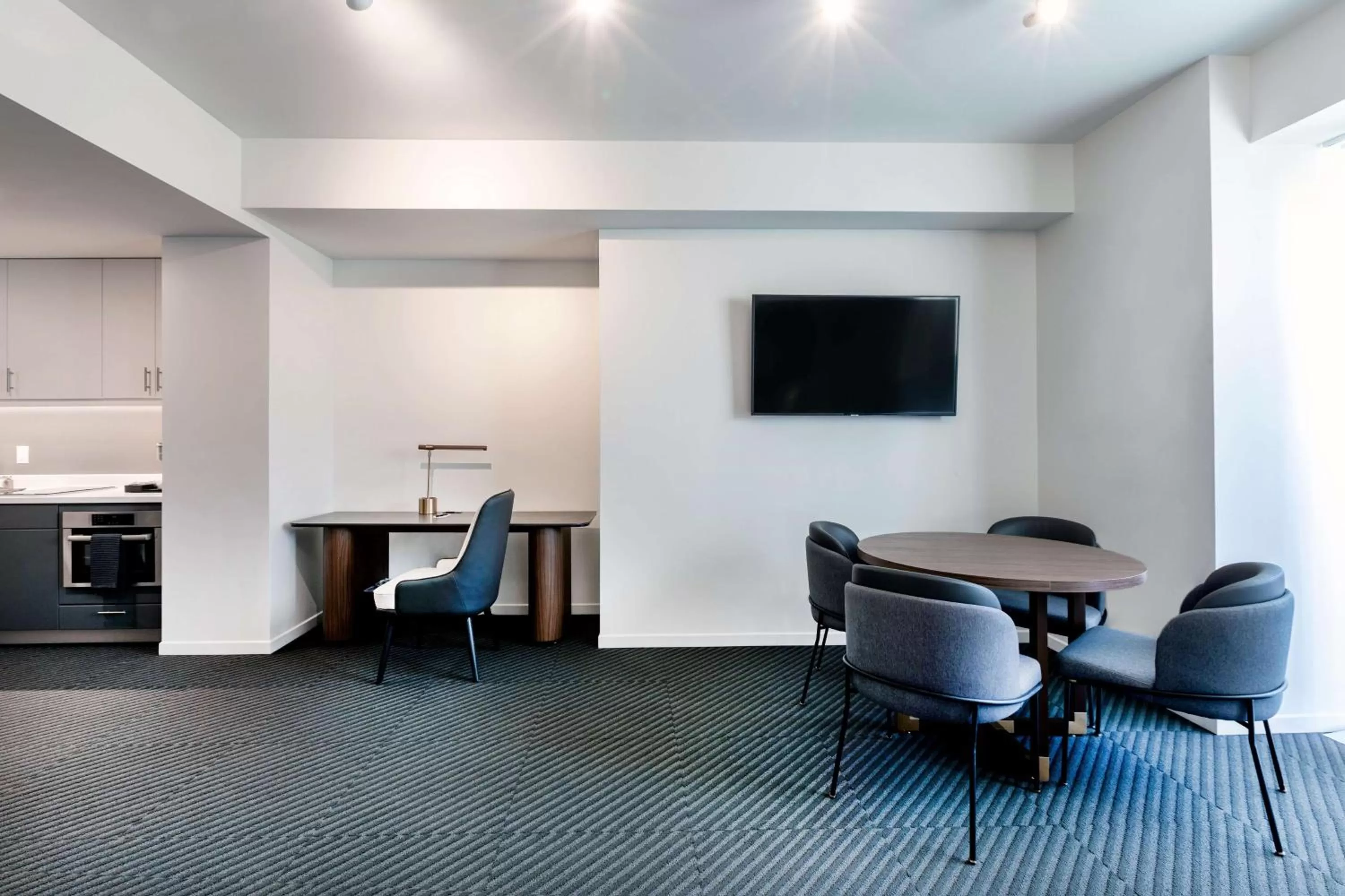 Bedroom in Hotel Chauncey Iowa City, Tapestry Collection by Hilton