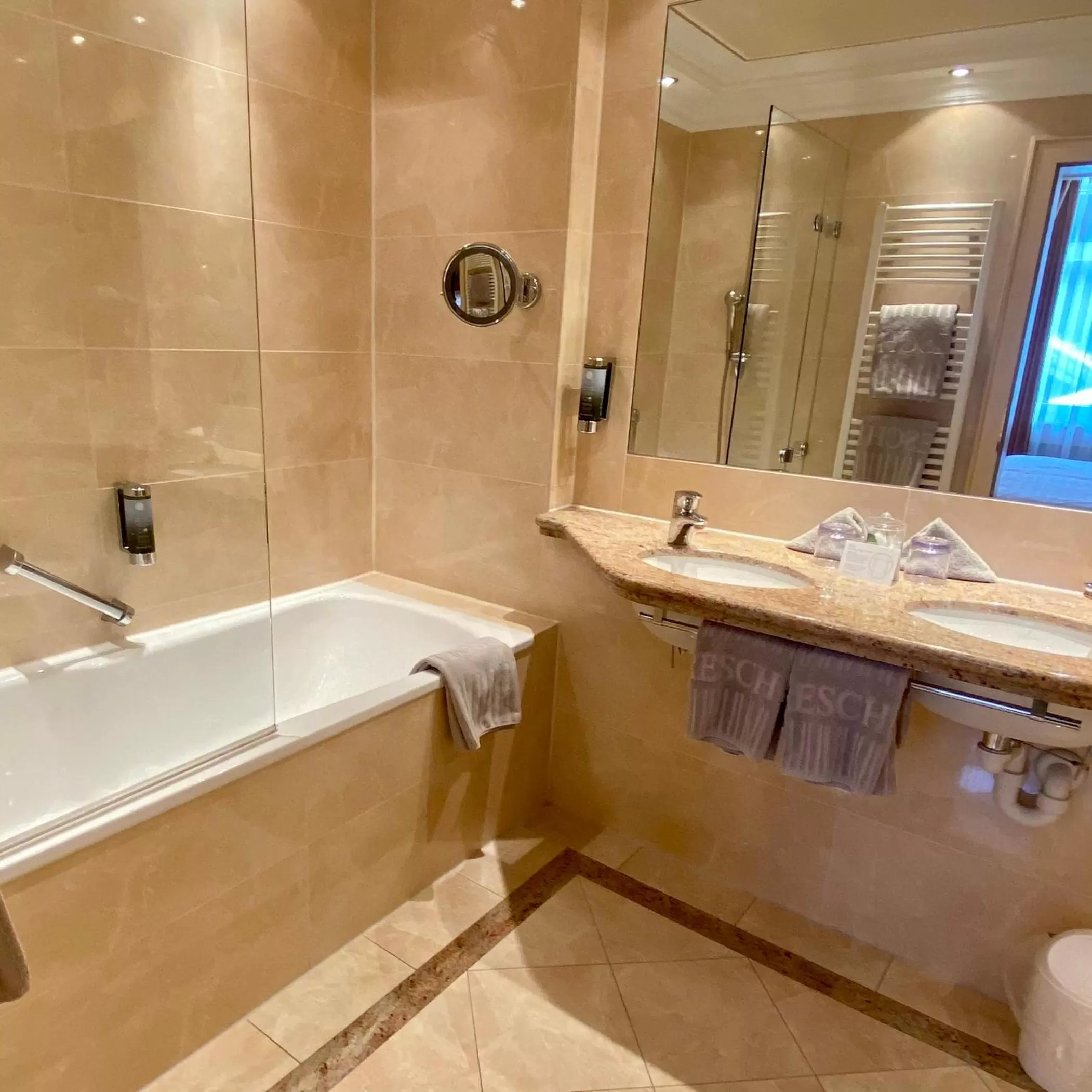 Bathroom in Treschers Schwarzwald Hotel