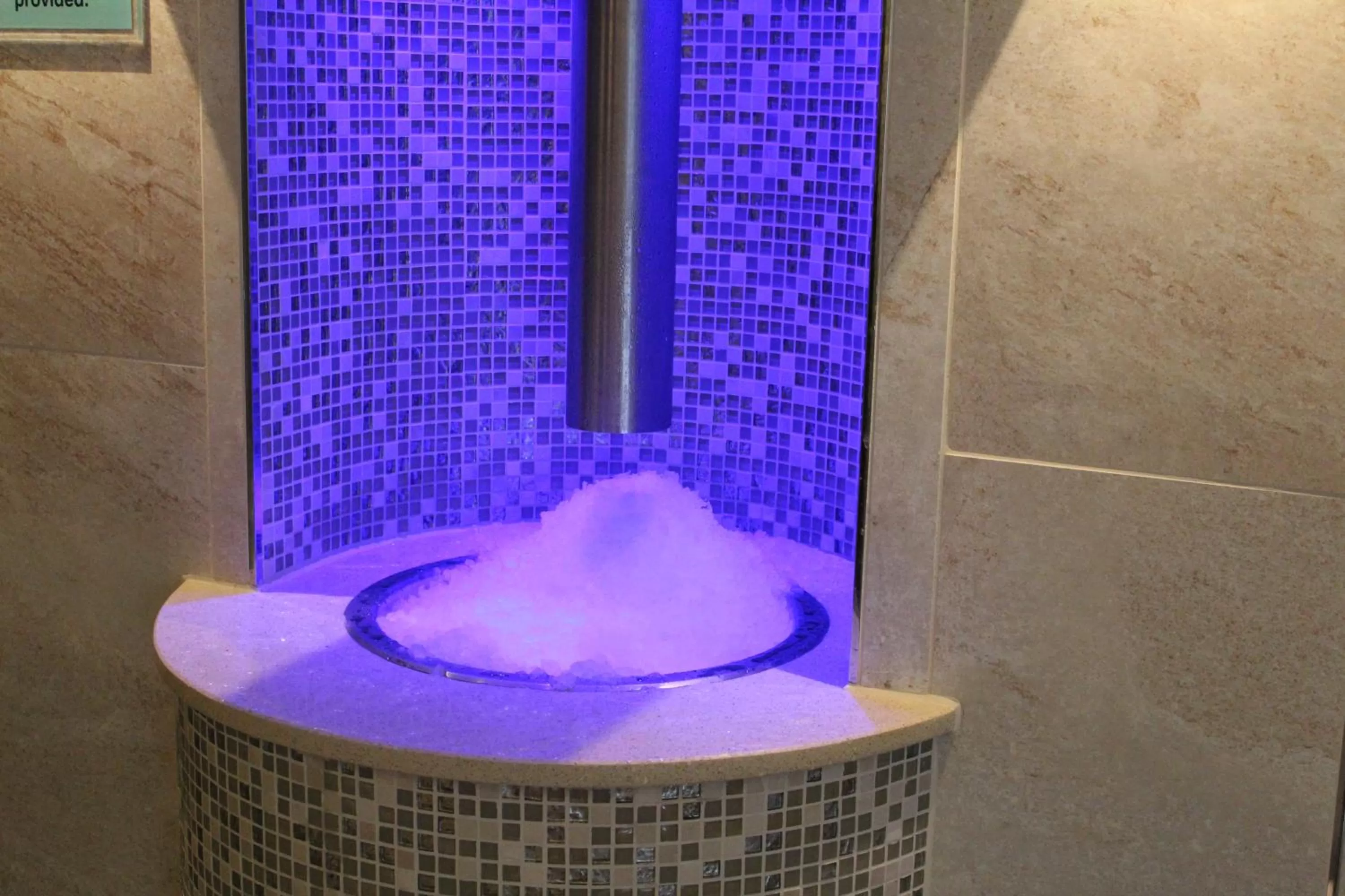 Spa and wellness centre/facilities in China Fleet Country Club