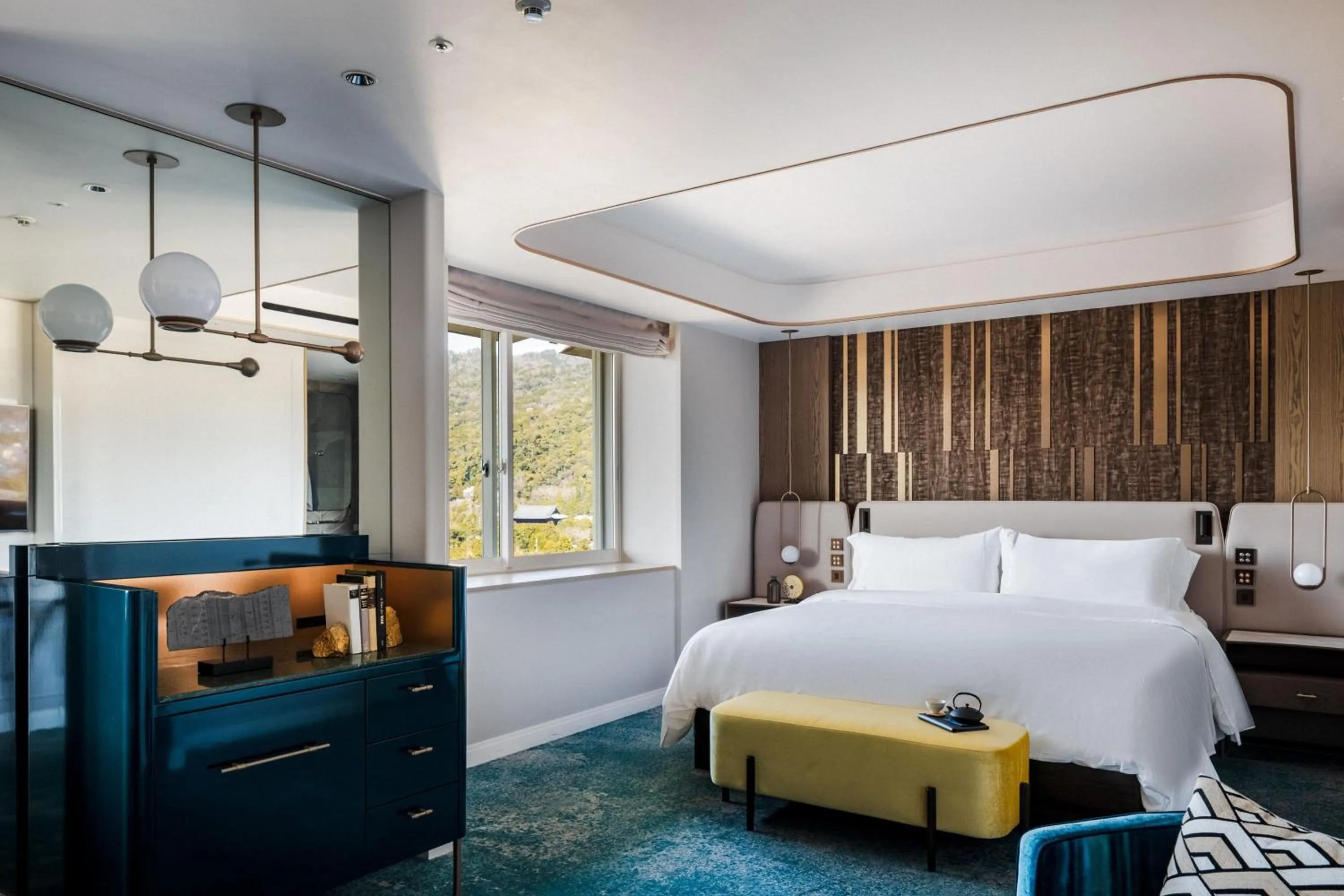 Photo of the whole room, Bed in The Westin Miyako Kyoto