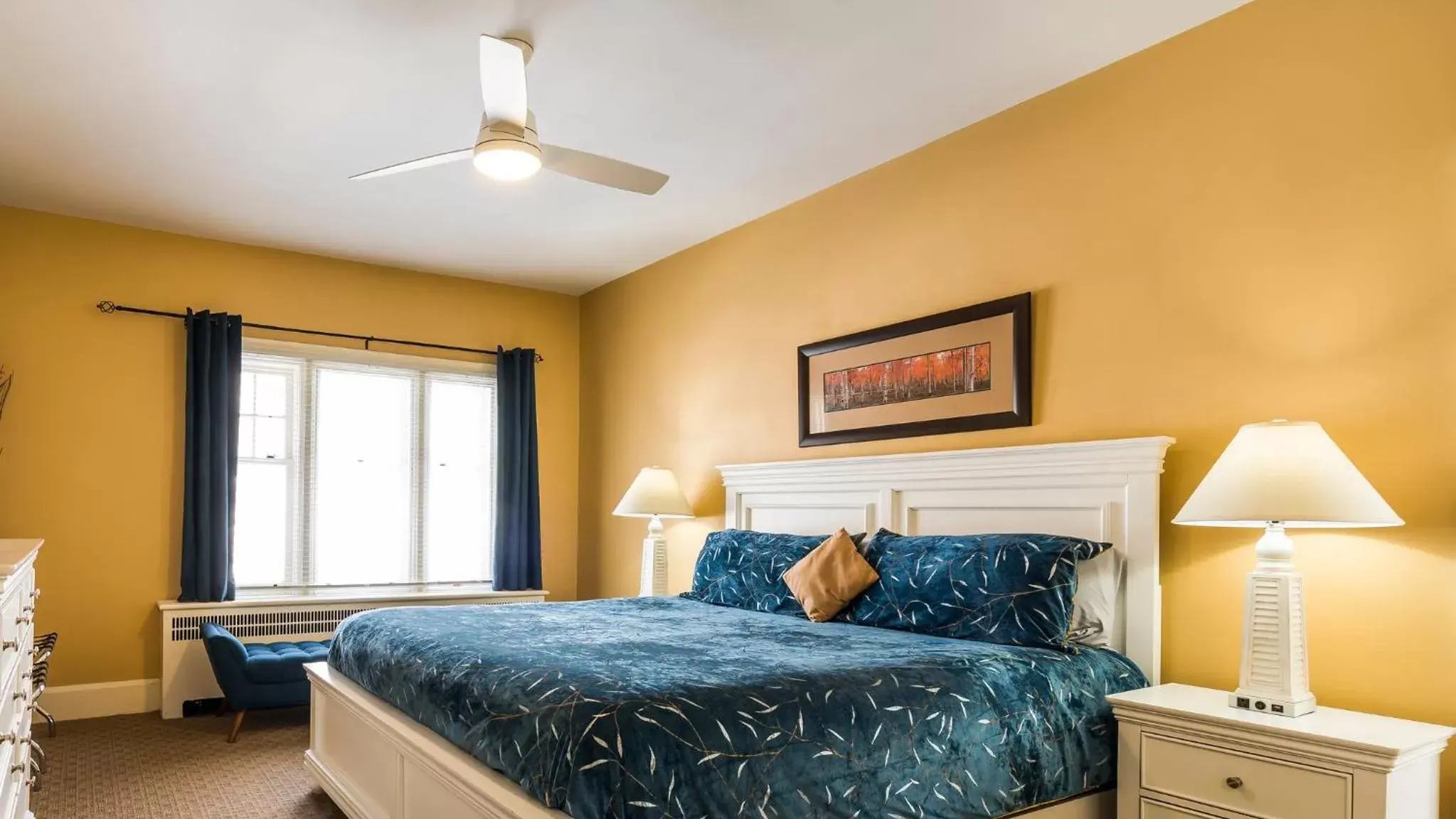 King Suite in The Inn on Bay King Suite in The Inn on Bay