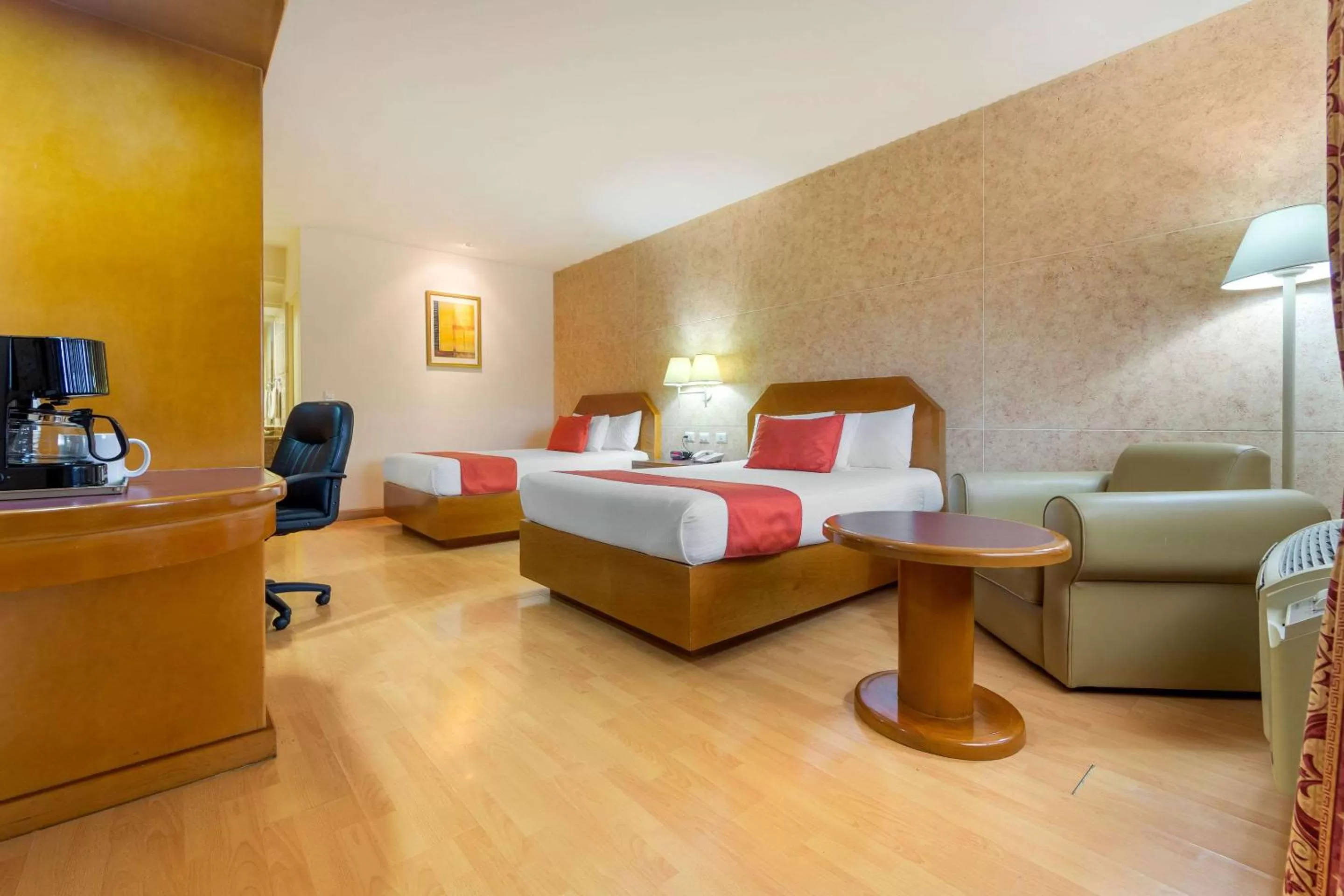 Photo of the whole room, Bed in Comfort Inn Monterrey Norte