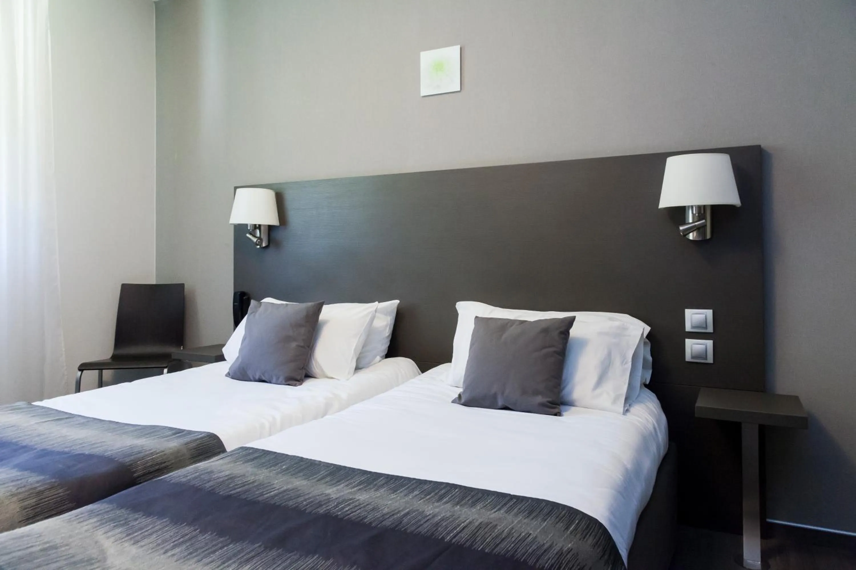 Photo of the whole room, Bed in Logis Hôtel Le Mas De Jossyl