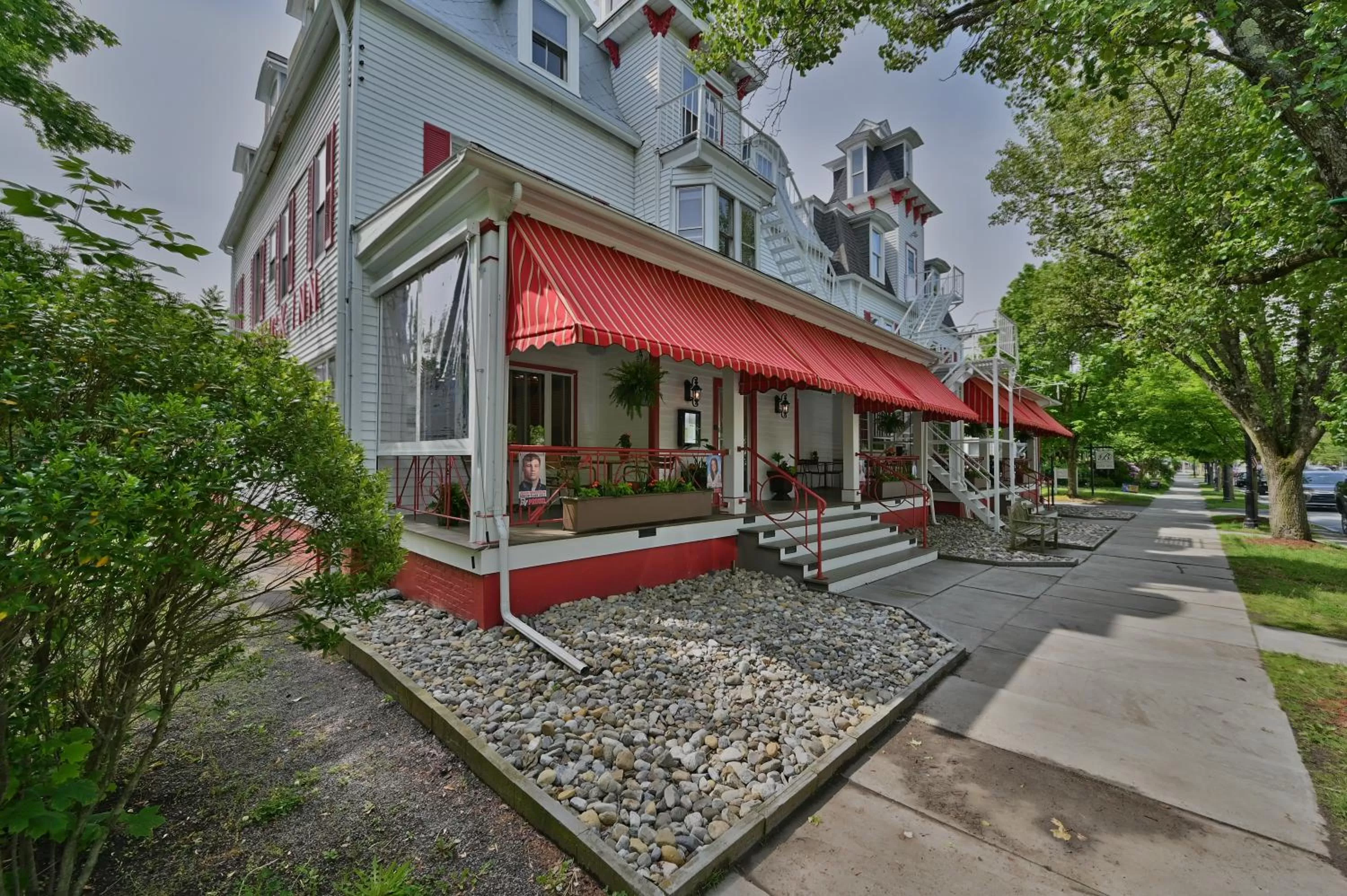 Property building in Tom Quick Inn