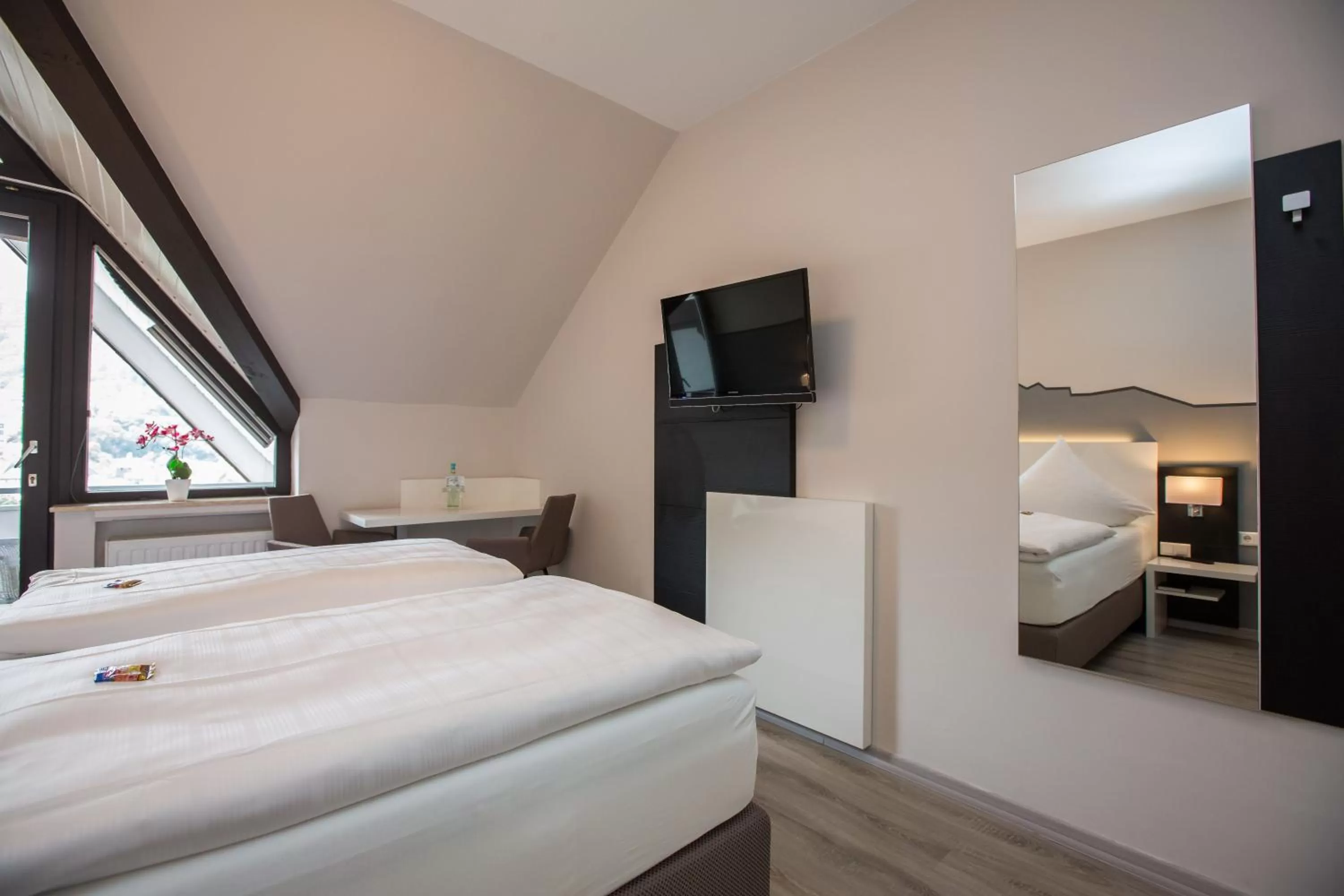 Photo of the whole room, Bed in Hotel Traumblick