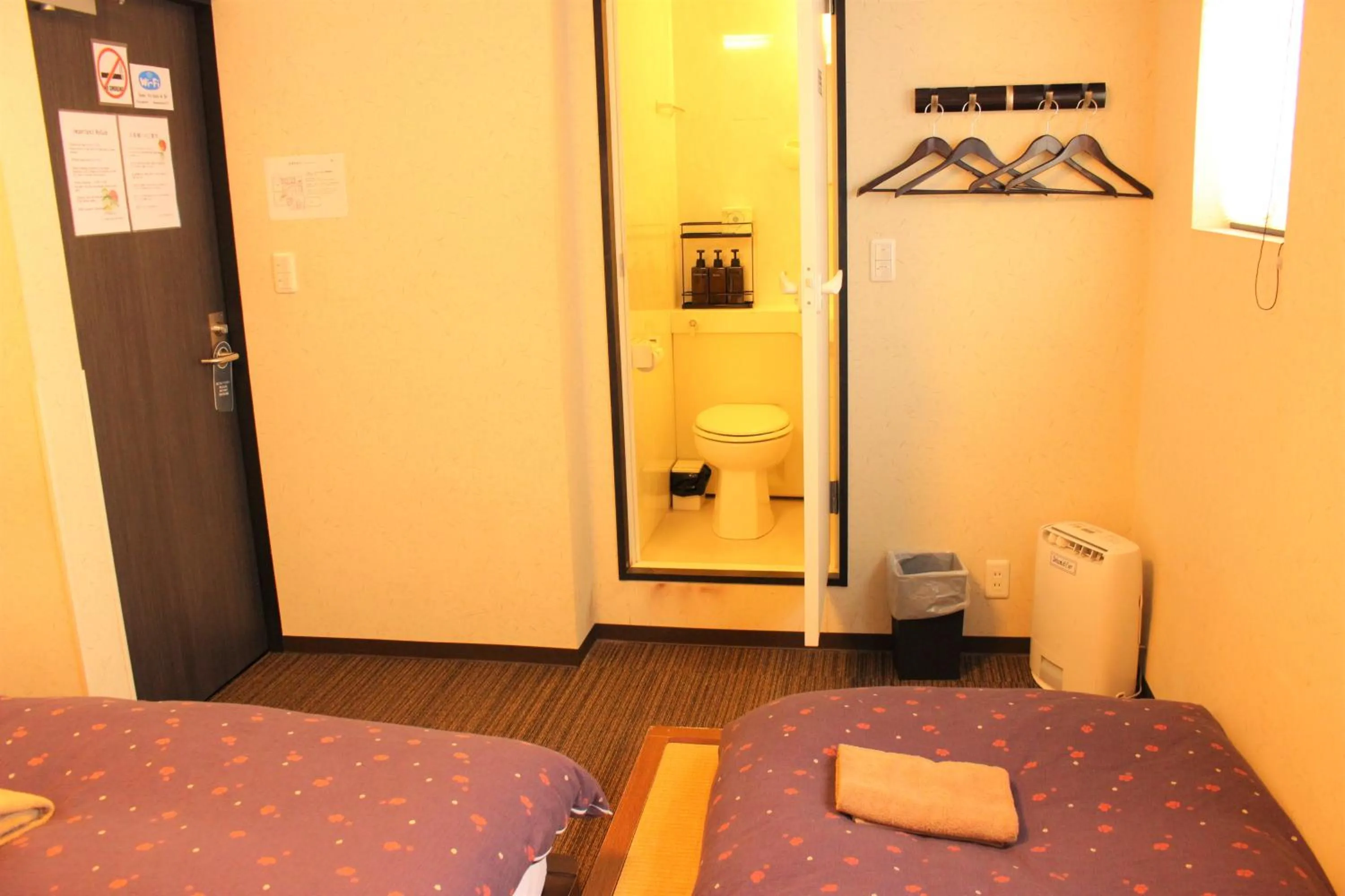 Photo of the whole room, Bed in K's House Tokyo Oasis - Quality Hostel in Asakusa