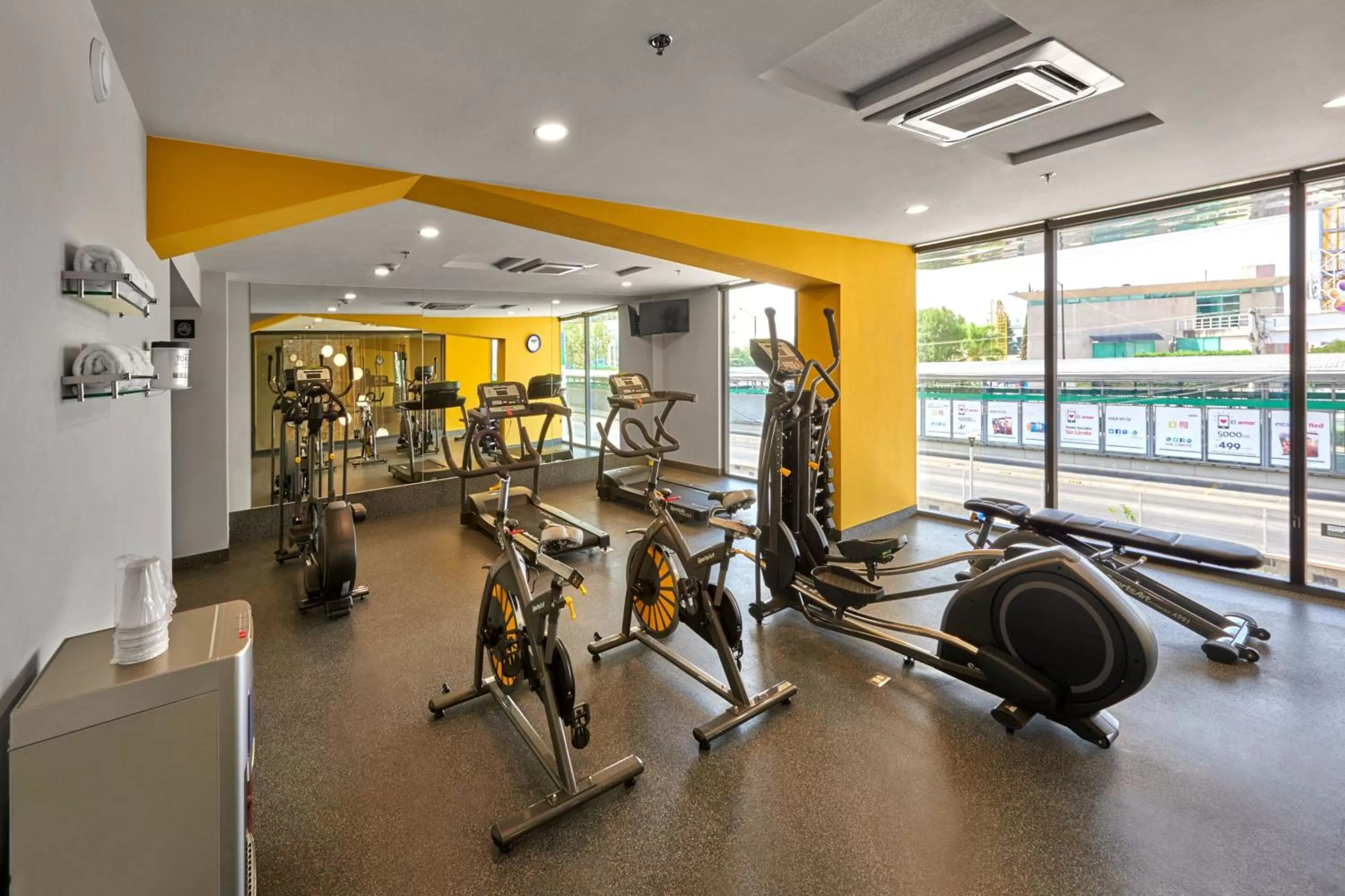 Fitness centre/facilities in City Express Plus by Marriott Leon Centro de Convenciones