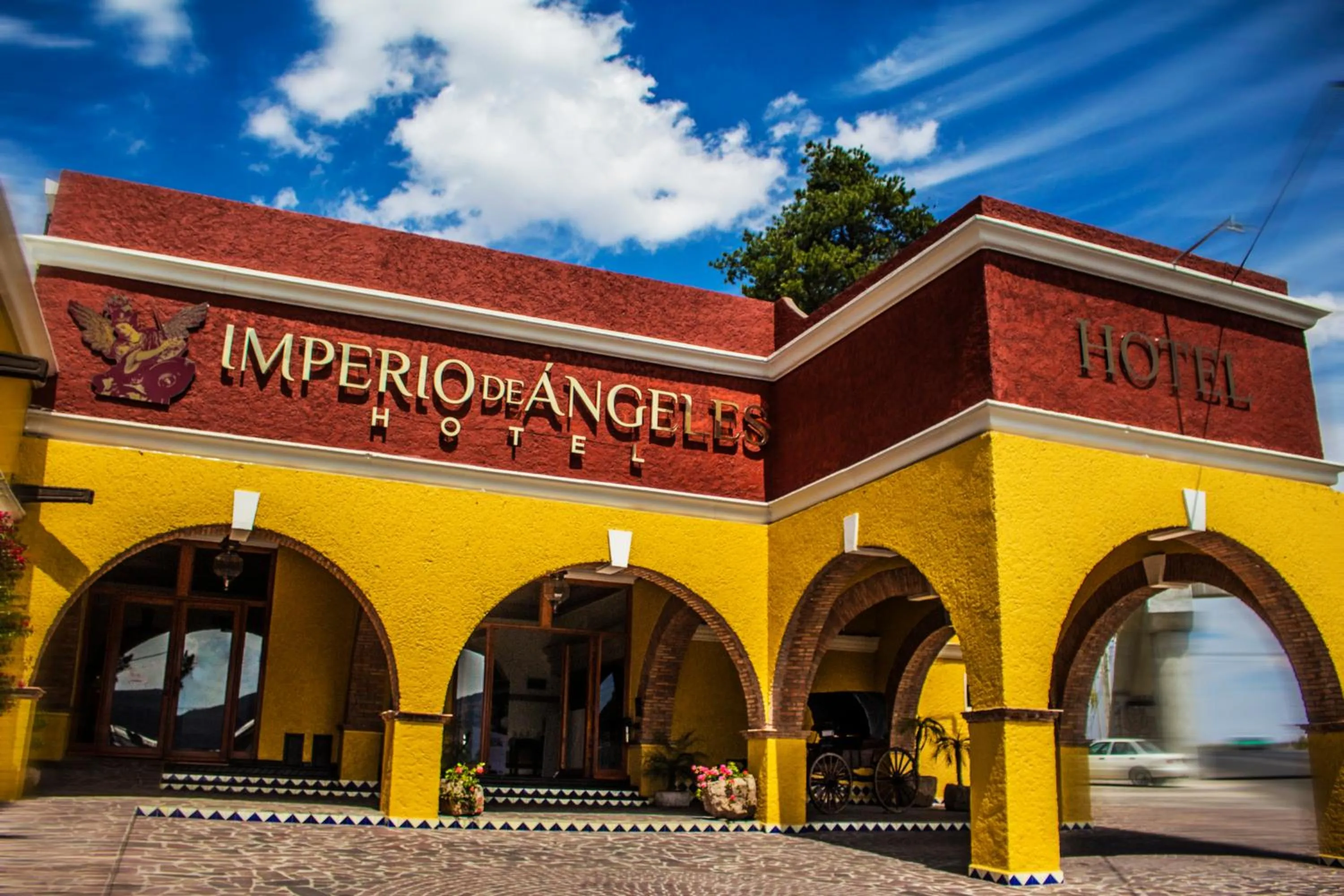 Facade/entrance in Imperio De Angeles