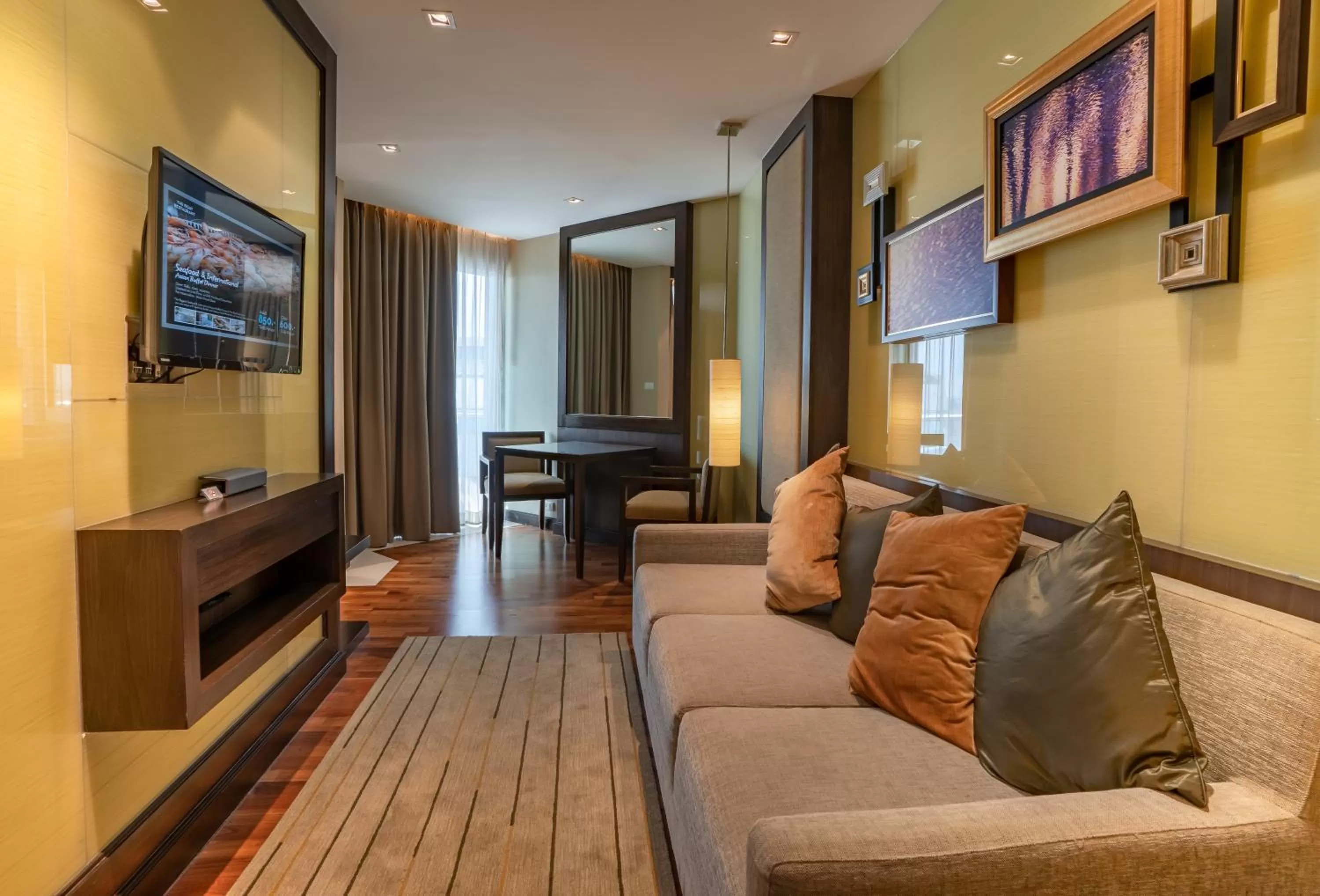 Seating area in A-ONE Pattaya Beach Resort