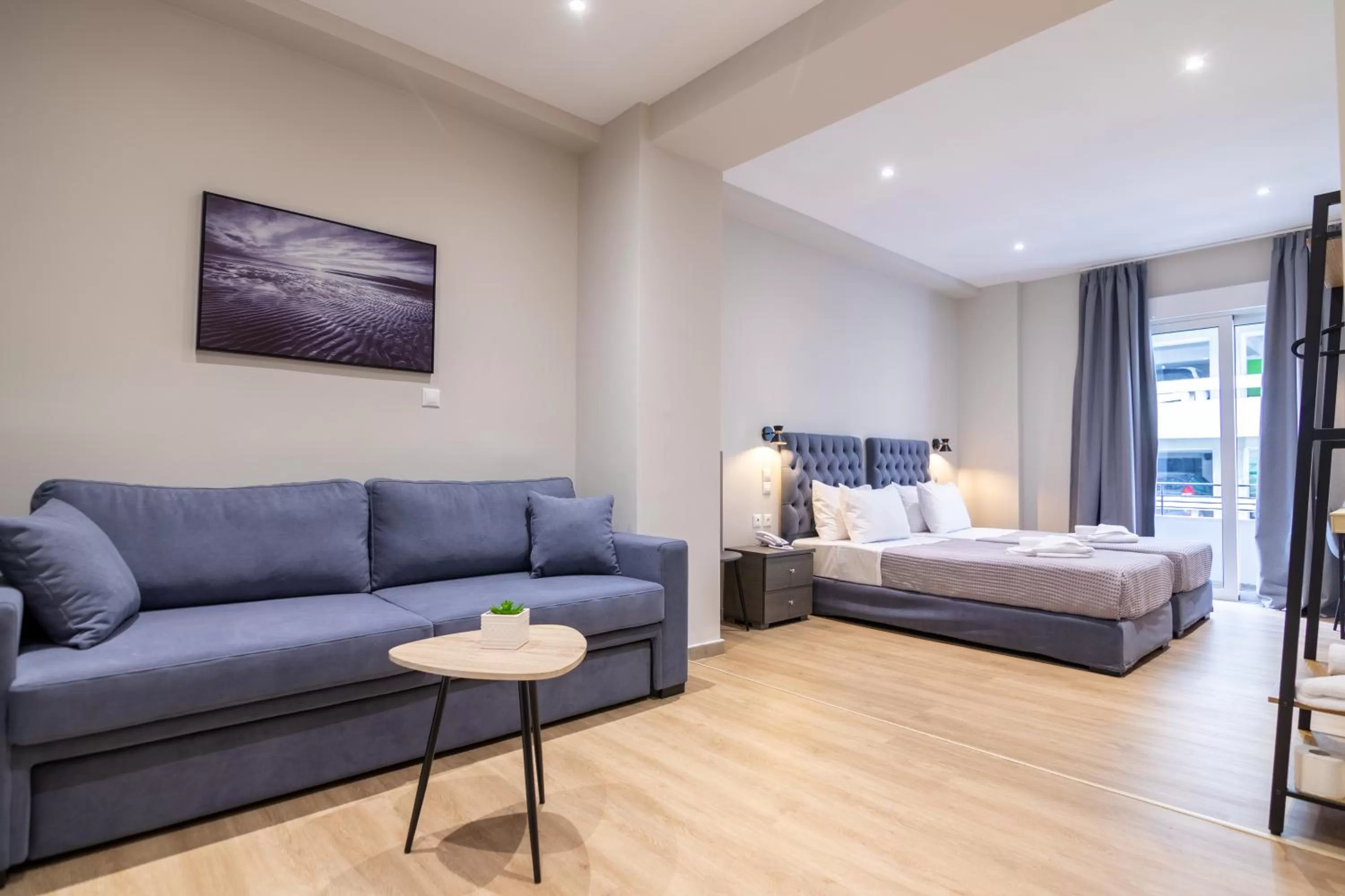 Bed in New Amaryllis Hotel