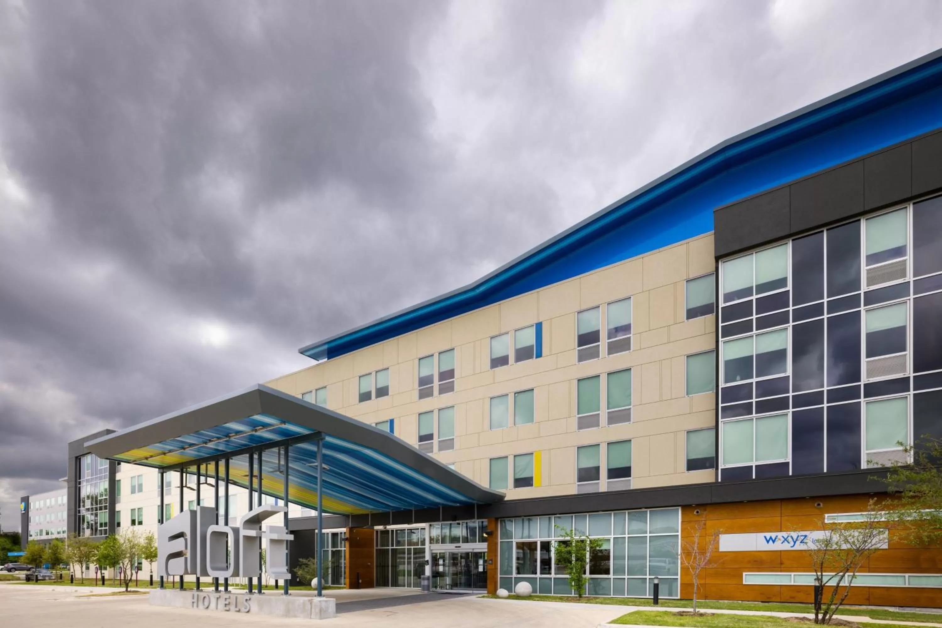 Property building in Aloft Austin Airport