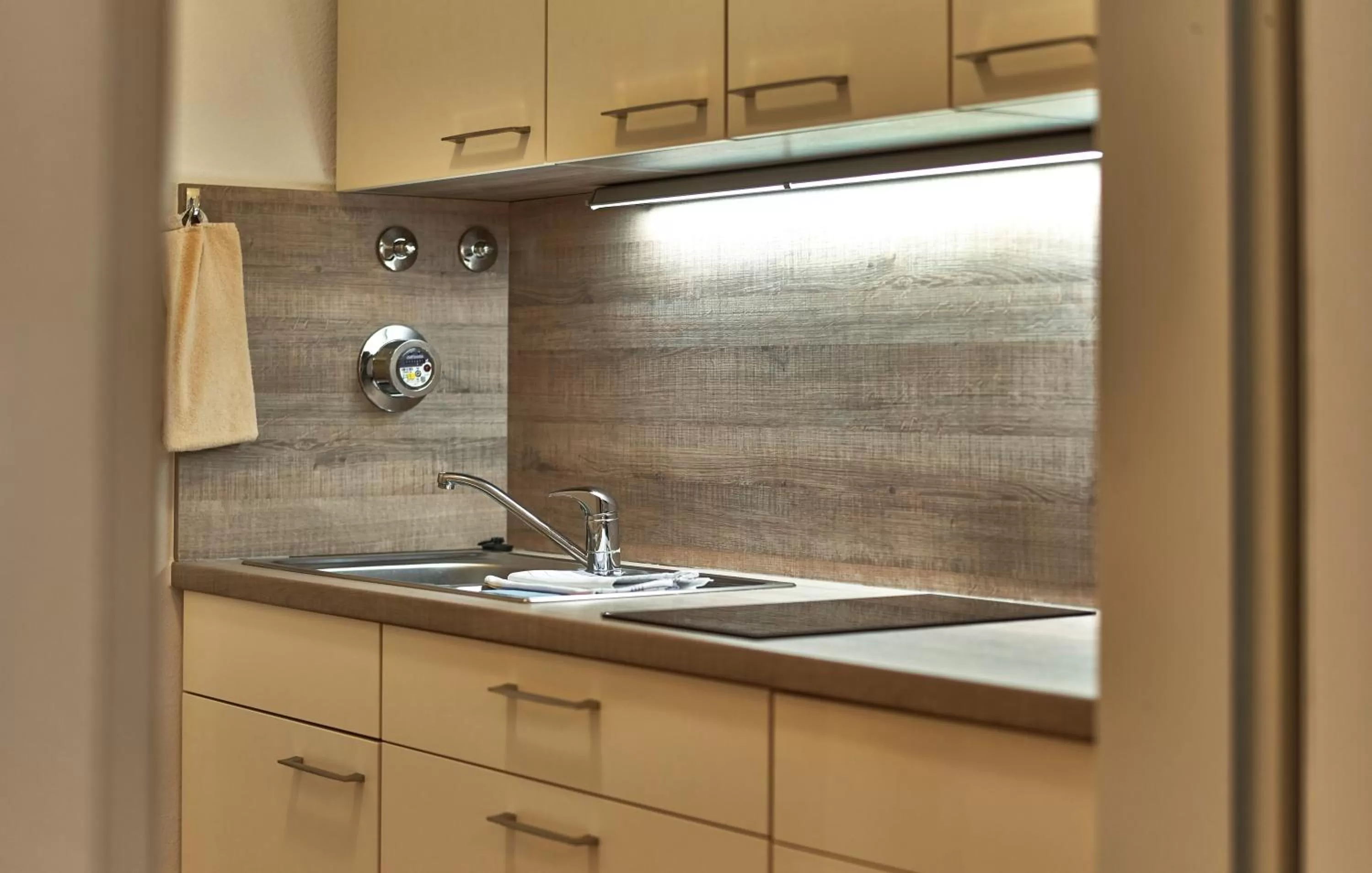 Kitchen or kitchenette, Bathroom in Appartement-Haus Blumenhof