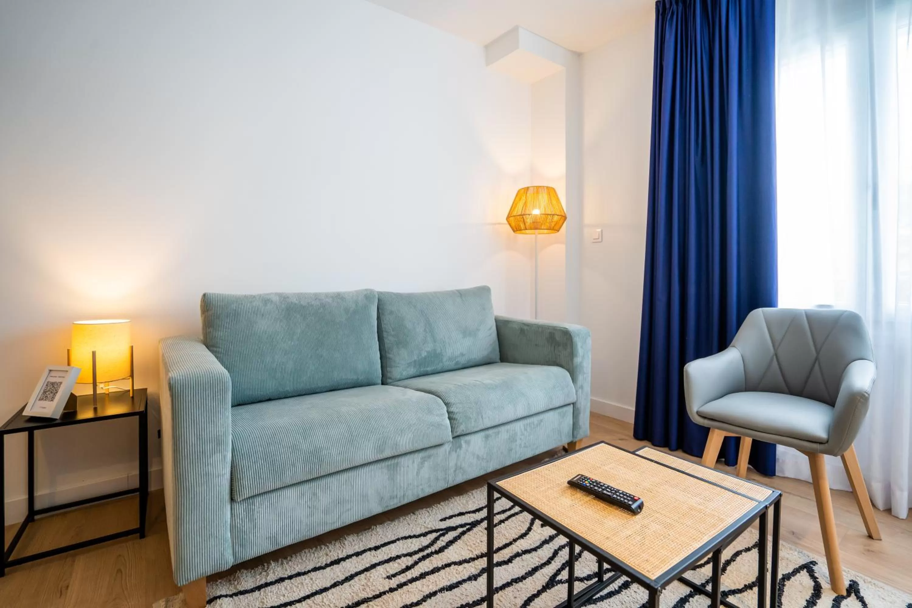 Area and facilities in abba Apartments Playa de Gros San Sebastián