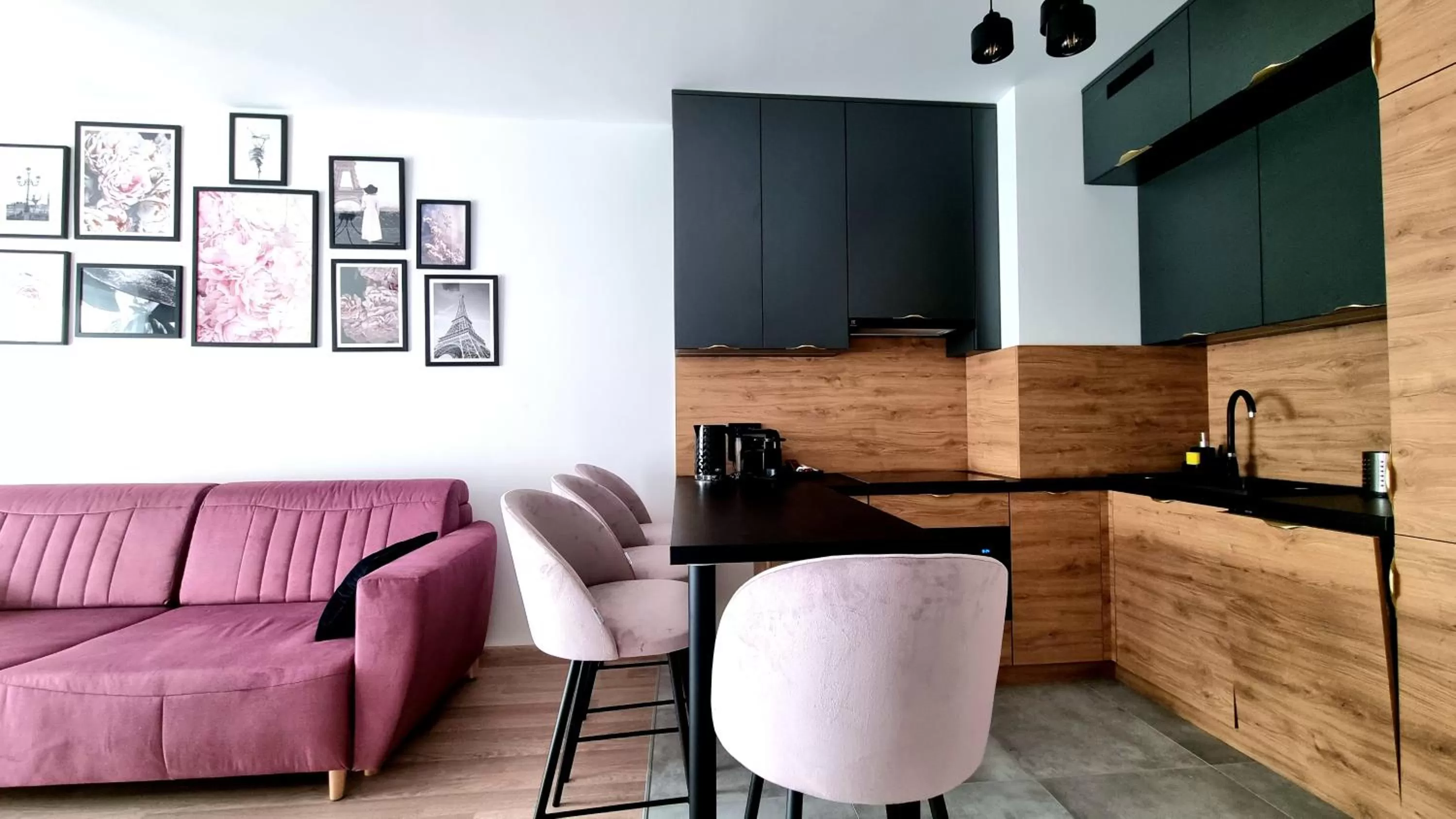 Kitchen or kitchenette, Kitchen/Kitchenette in NOOK NOOK Apartments Bytkowska 103