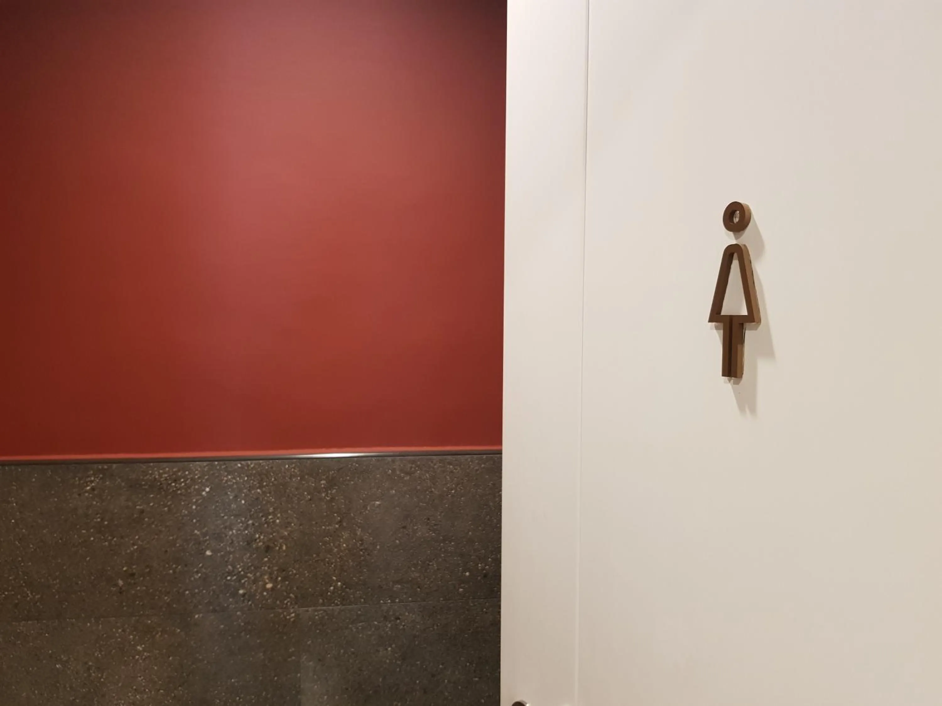 Toilet in The Phoenix Hotel Bangkok - Suvarnabhumi Airport