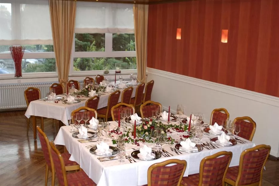 Restaurant/places to eat in Hotel-Restaurant Schmachtenbergshof