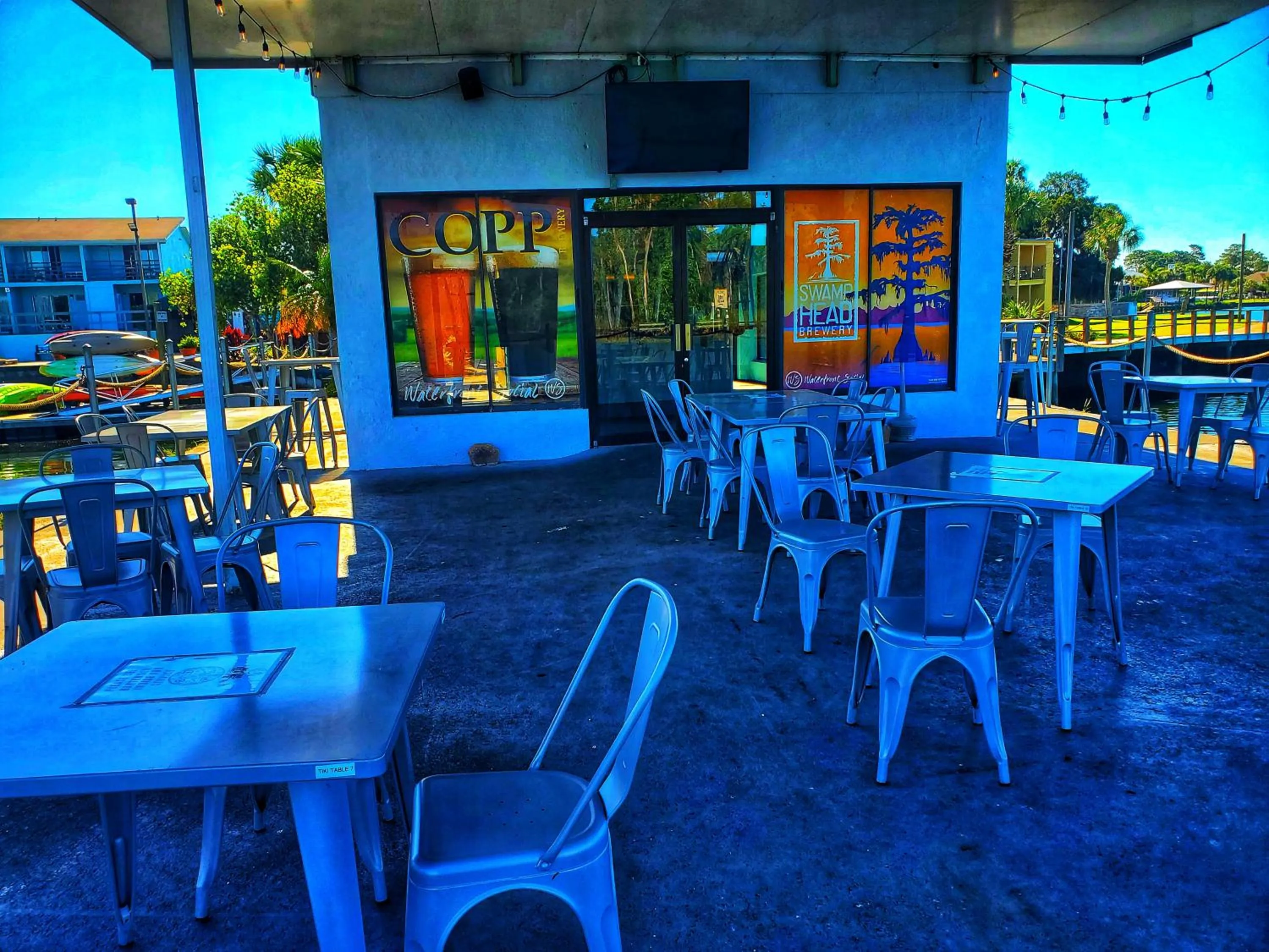 Lounge or bar in The Port Hotel and Marina