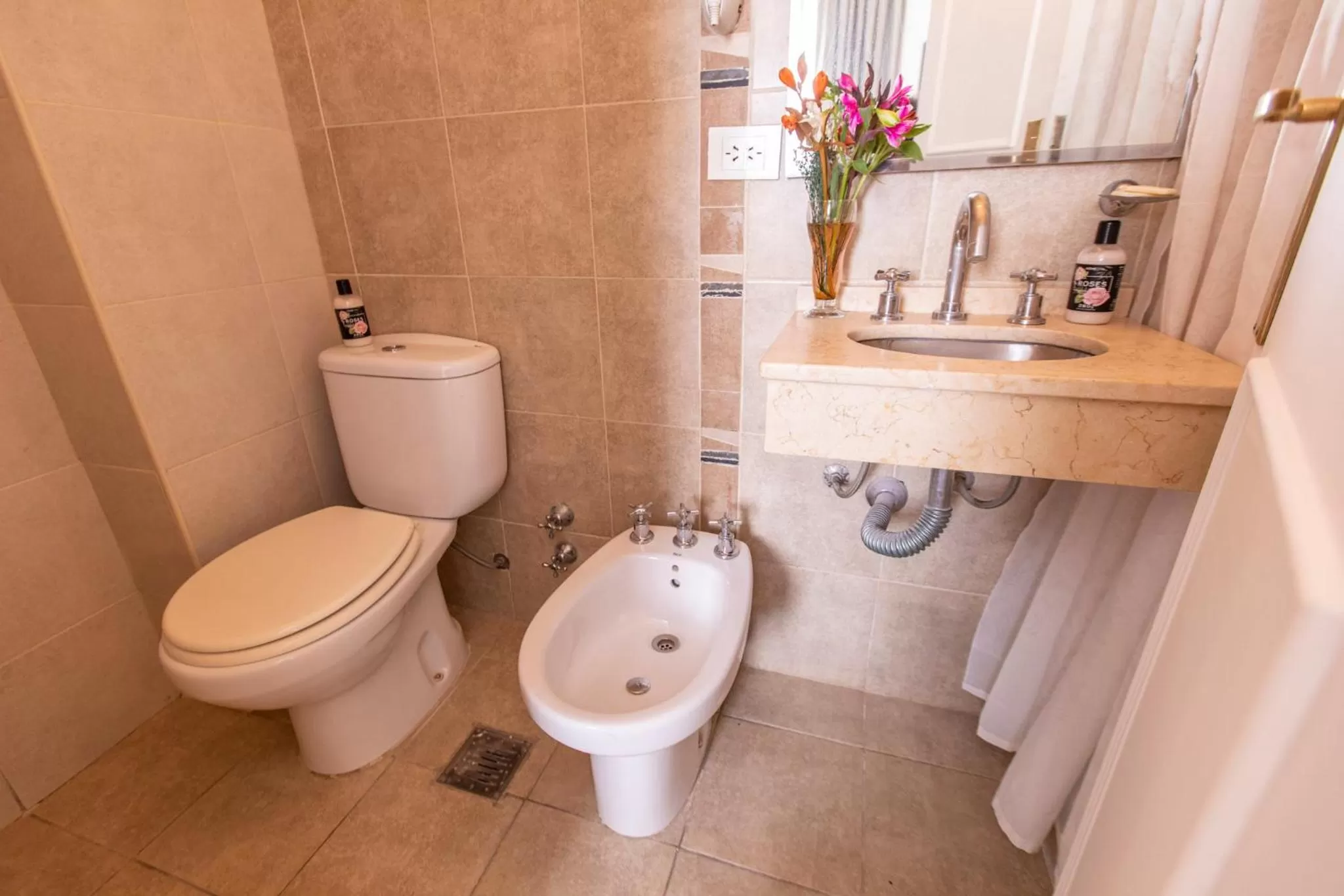 Bathroom in El Misti Hotel Buenos Aires Centro