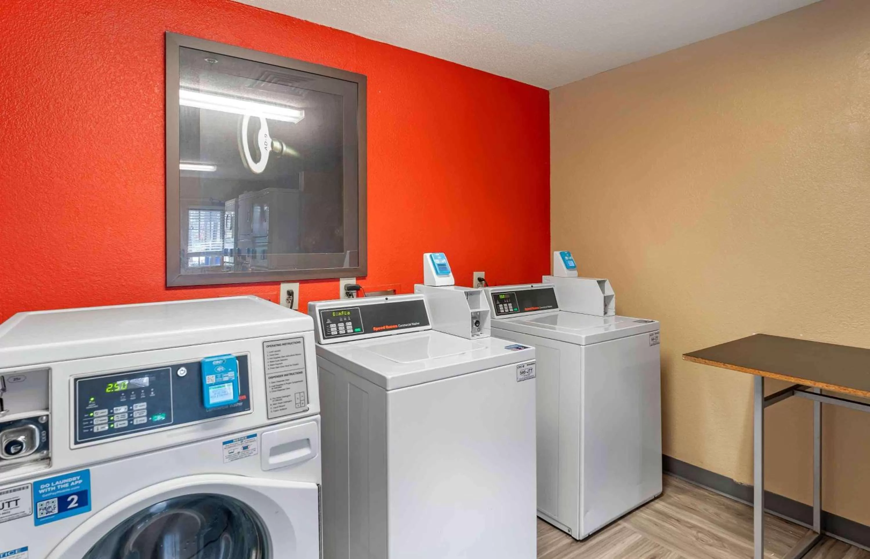 Property building in Extended Stay America Select Suites - Newport News - Oyster Point