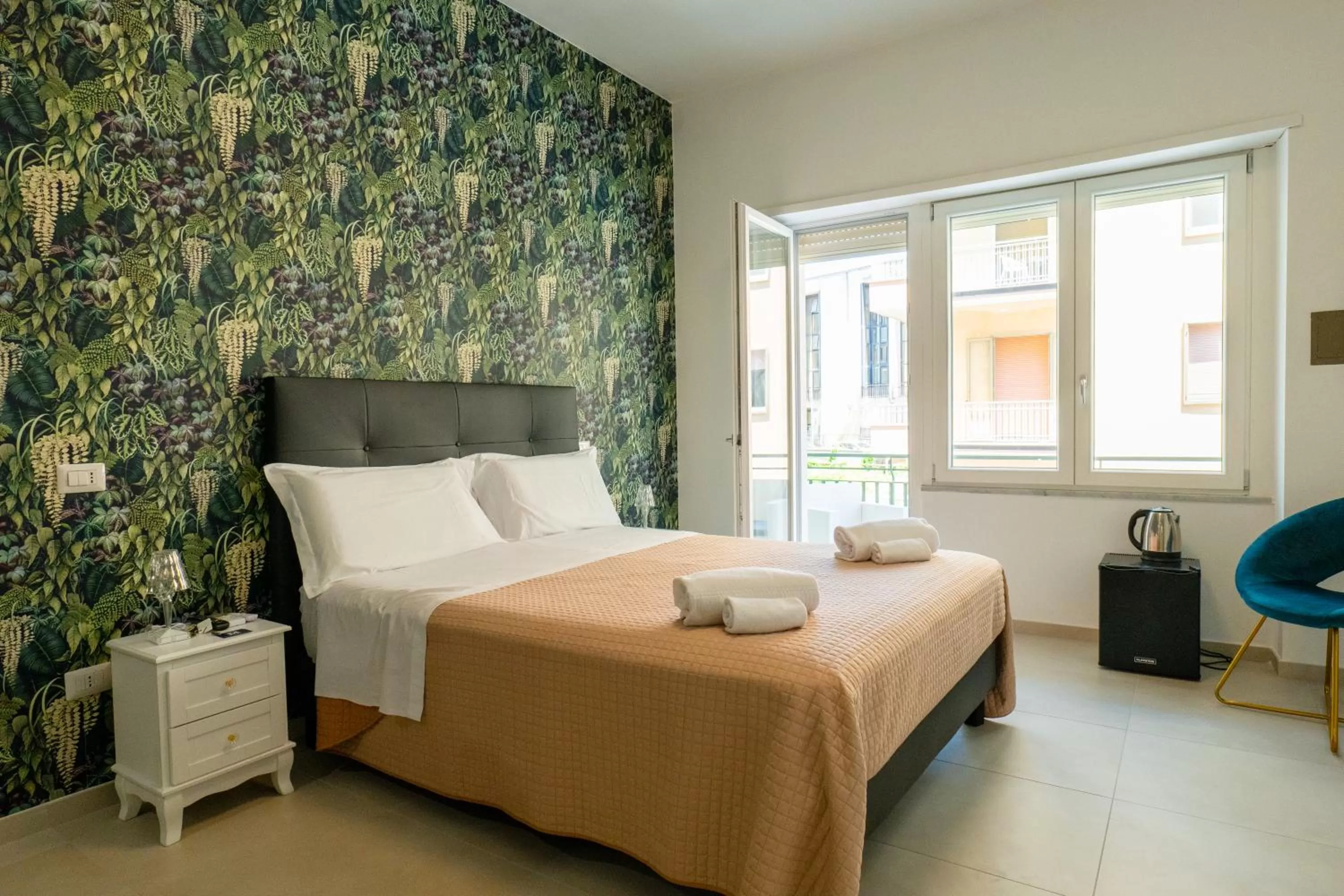 Bed in Relais Vittorio Veneto - Luxotel & Apartotel