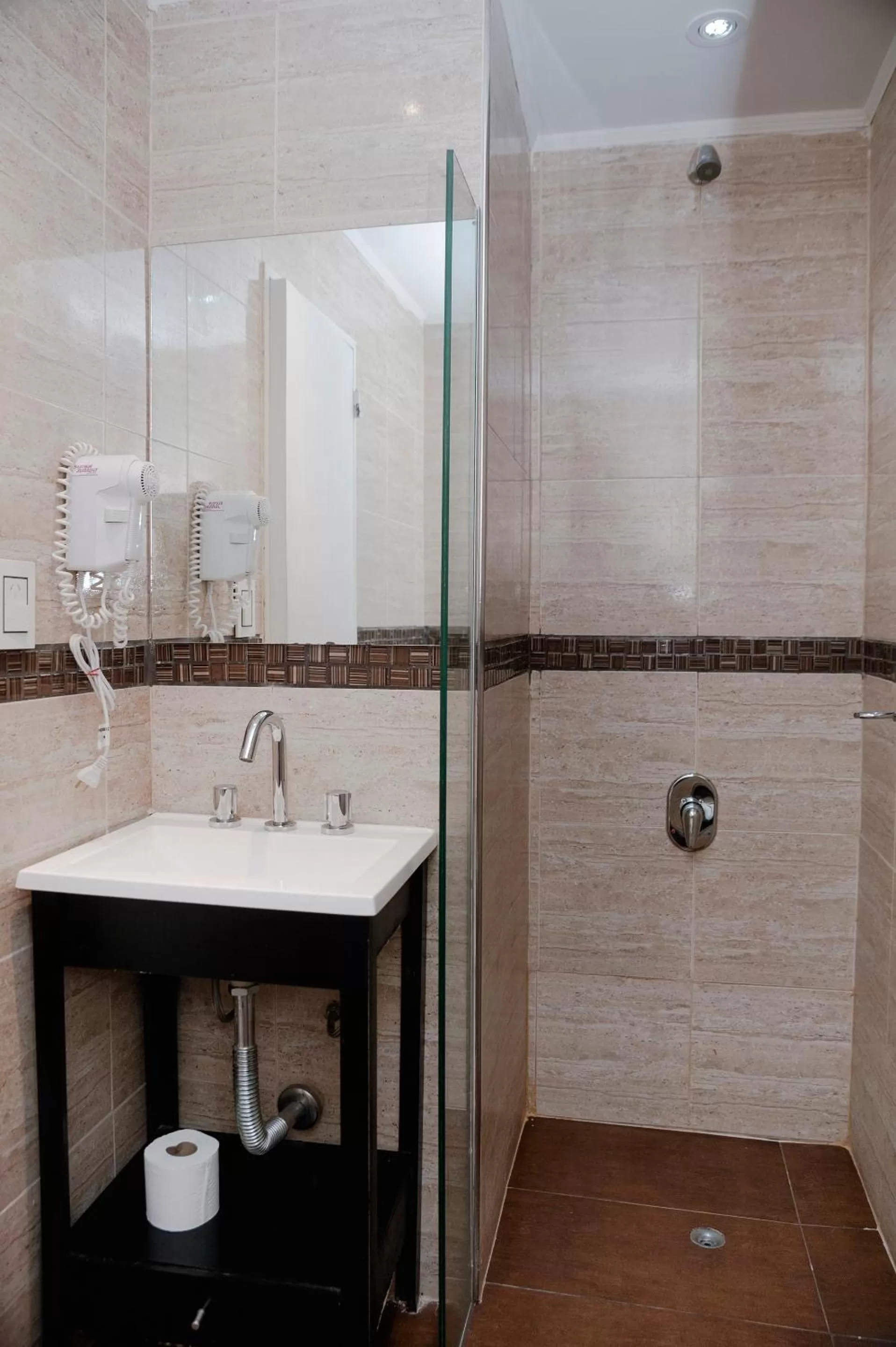 Bathroom in Tucuman Palace Hotel