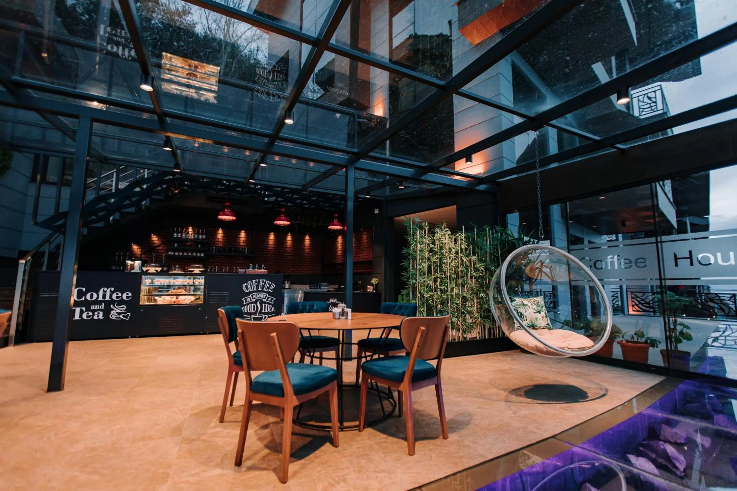 Patio in Peerless Villas Hotel