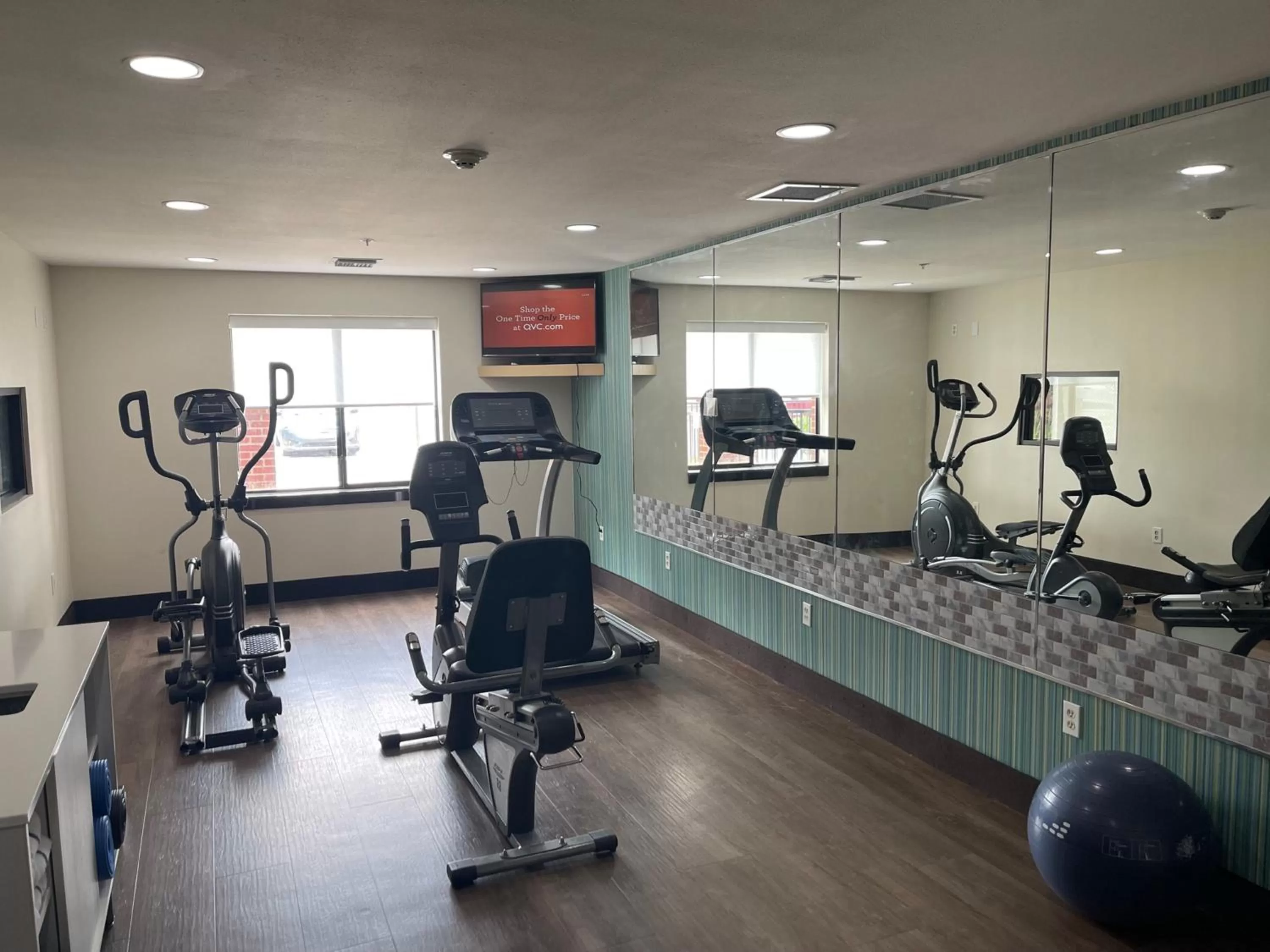 Fitness centre/facilities in Holiday Inn Express Hotel & Suites Biloxi- Ocean Springs by IHG
