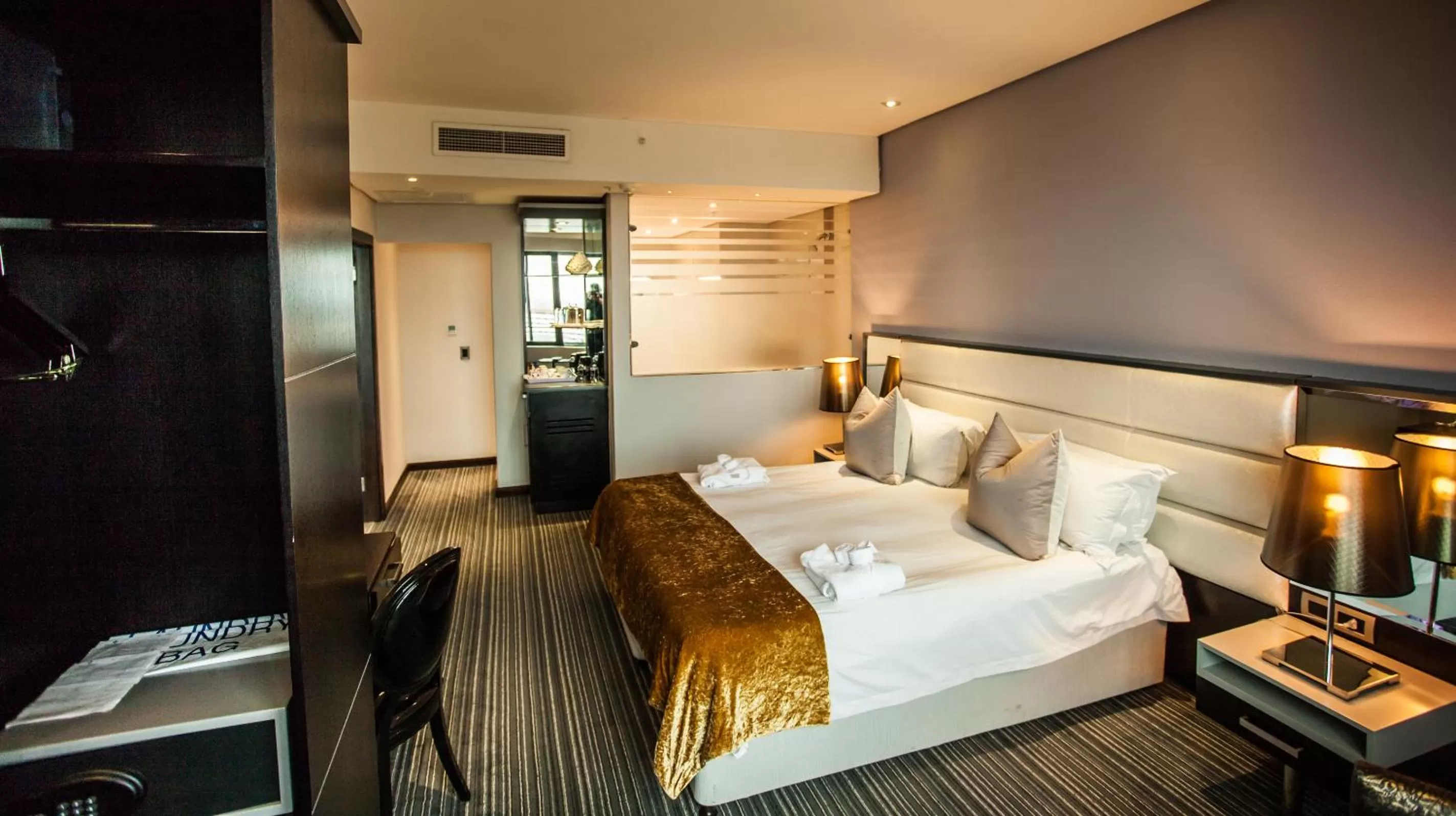 Bedroom, Bed in Coastlands Umhlanga Hotel and Convention Centre