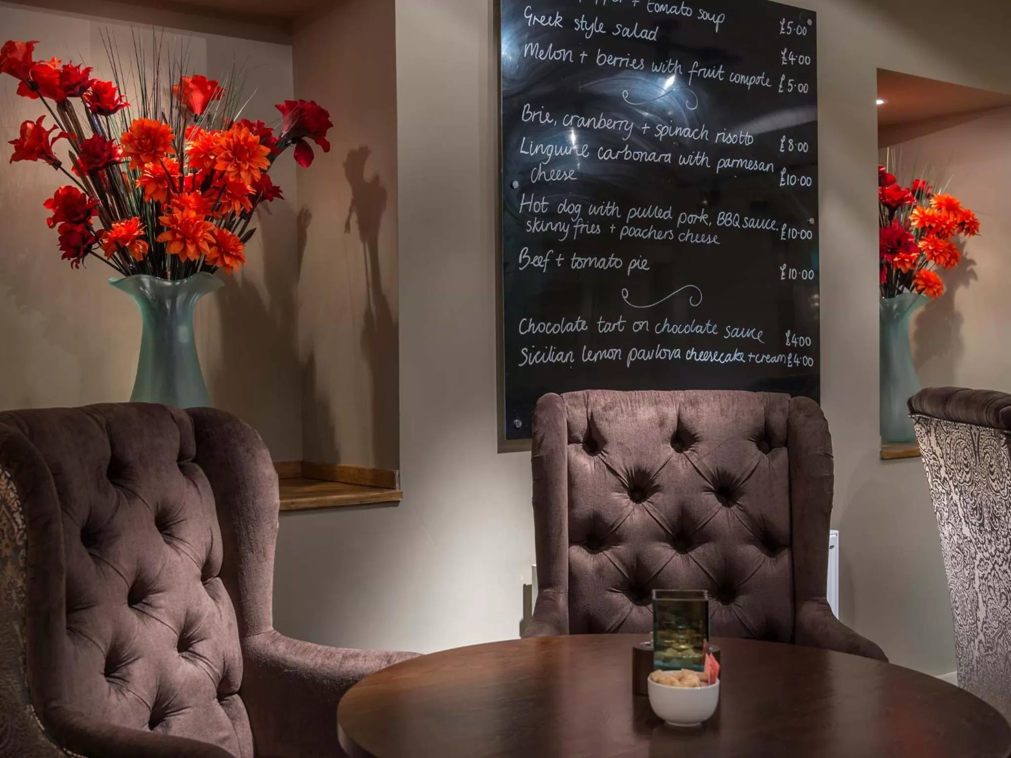 Lounge or bar in The White Hart Hotel, Boston, Lincolnshire - The Coaching Inn Group