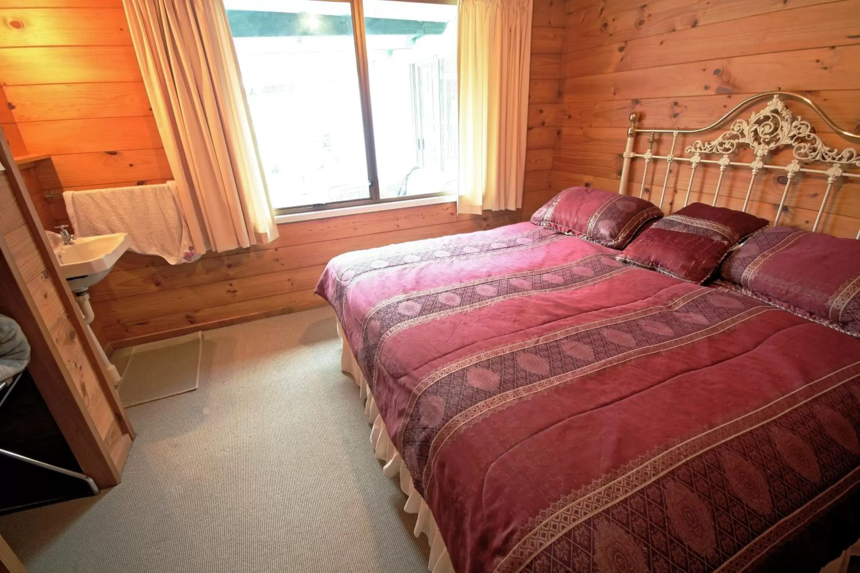 Deluxe King Room in Tony's Lodge Deluxe King Room in Tony's Lodge