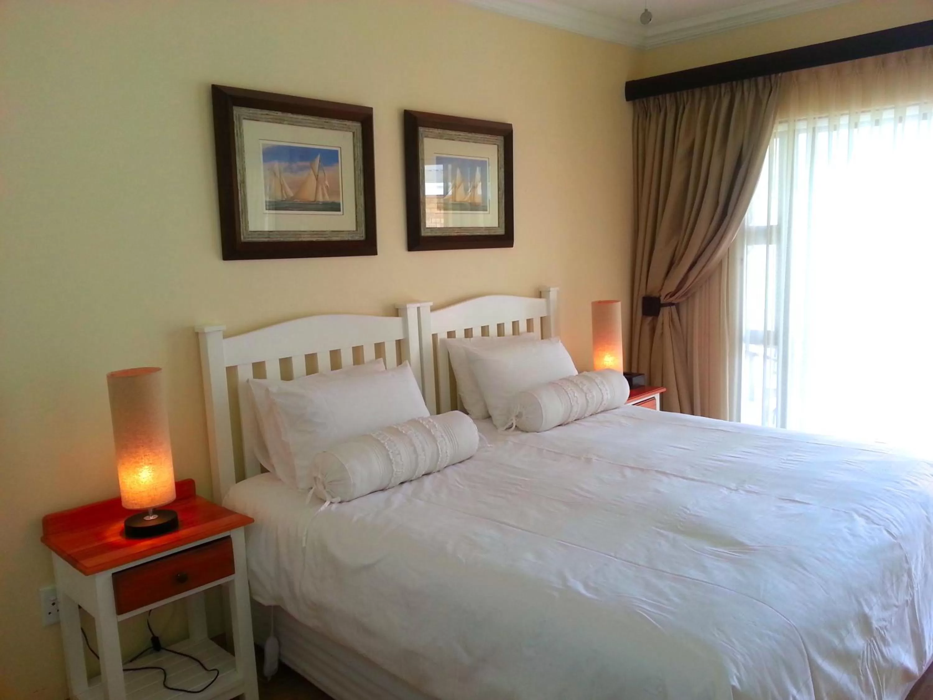 Photo of the whole room, Bed in Majestic Guesthouse